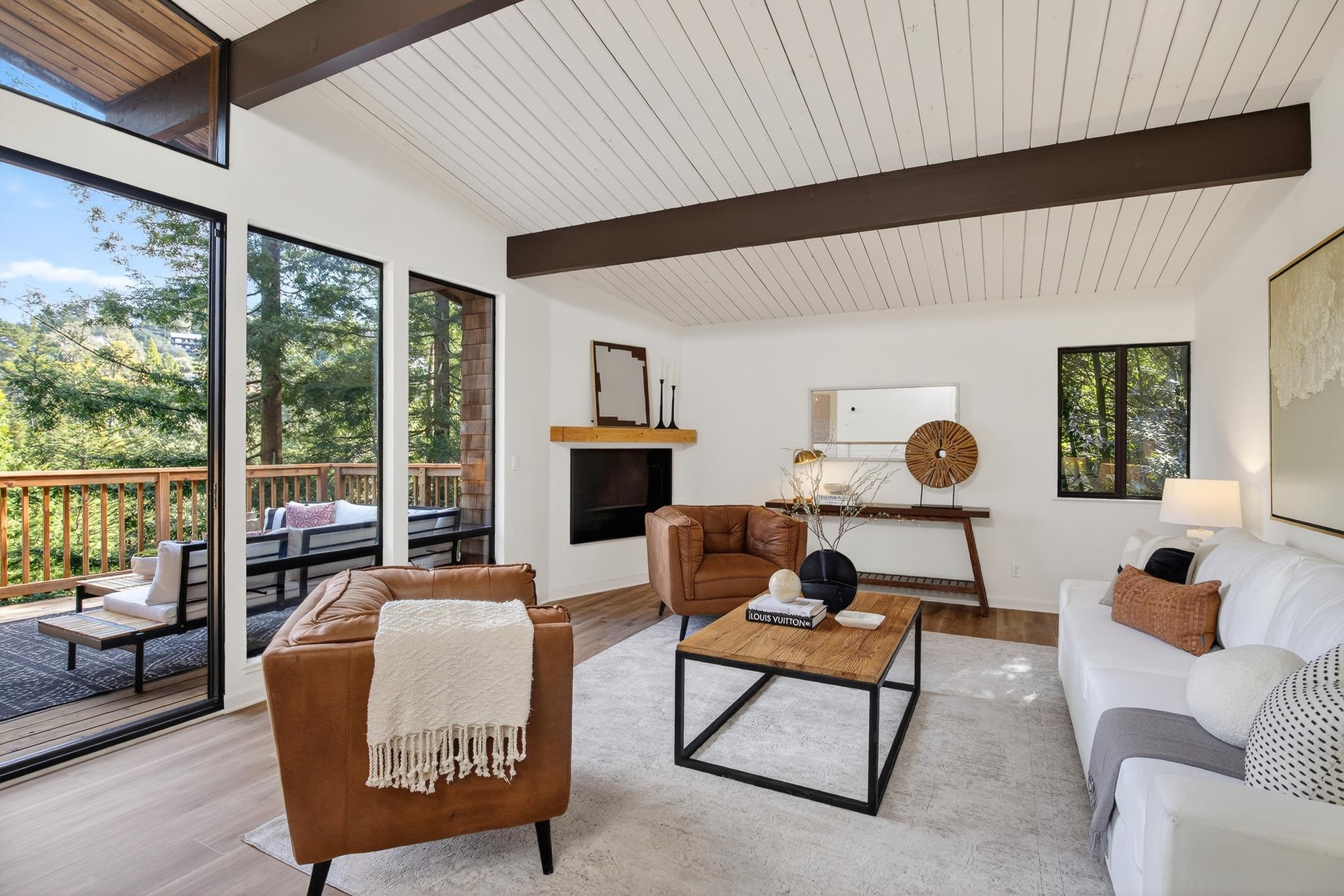 Detail Gallery Image 6 of 57 For 6505 Girvin Dr., Oakland,  CA 94611 - 5 Beds | 3/1 Baths