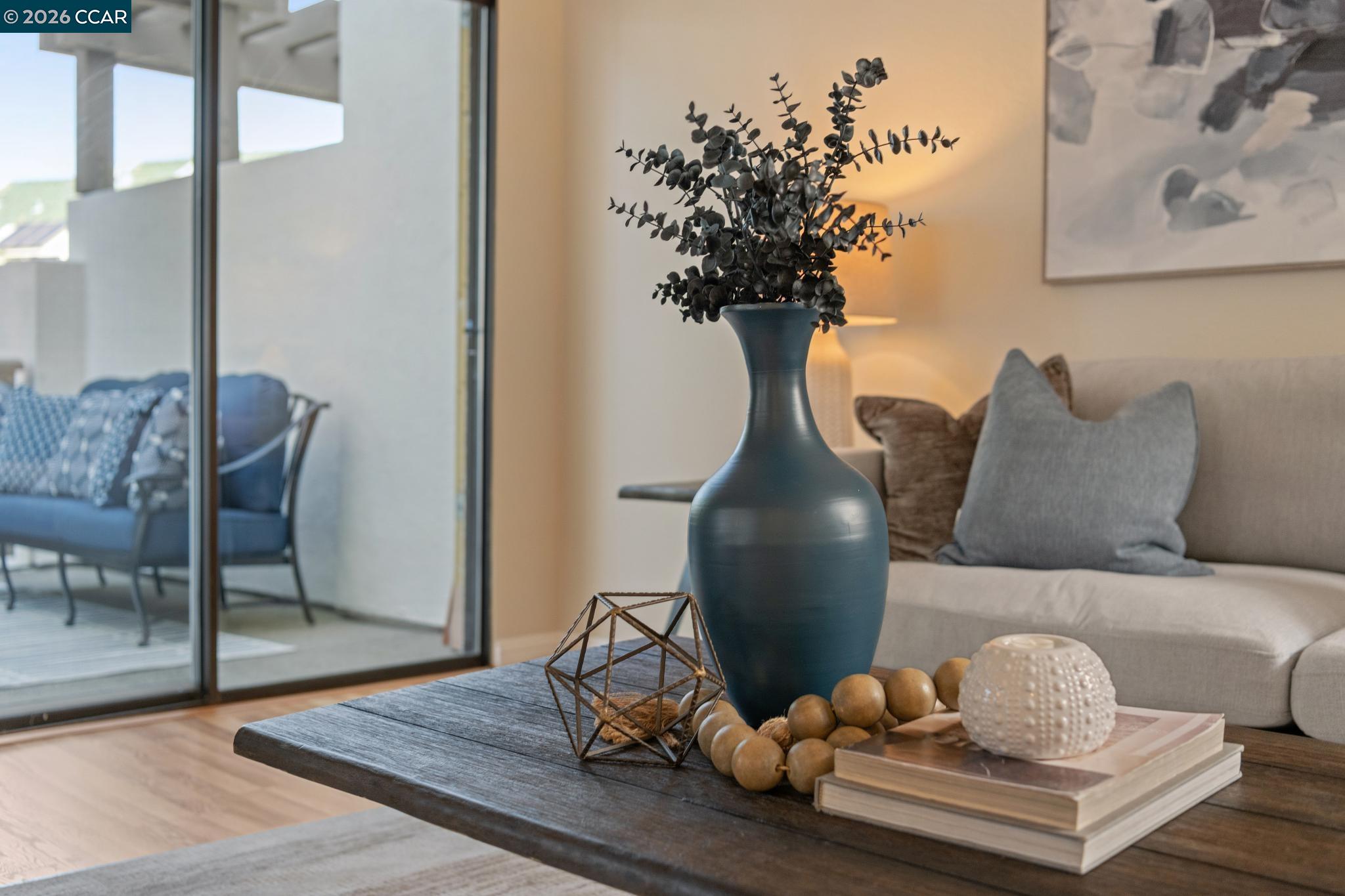 Photo #8: 41123642 Listing: Photo #8