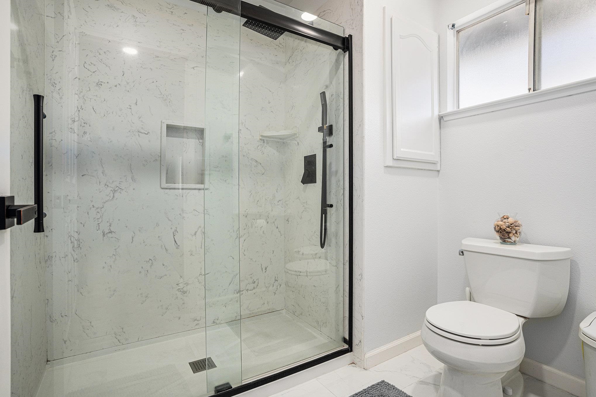 Detail Gallery Image 23 of 33 For 111 Overacker Ter, Fremont,  CA 94536 - 4 Beds | 2/1 Baths