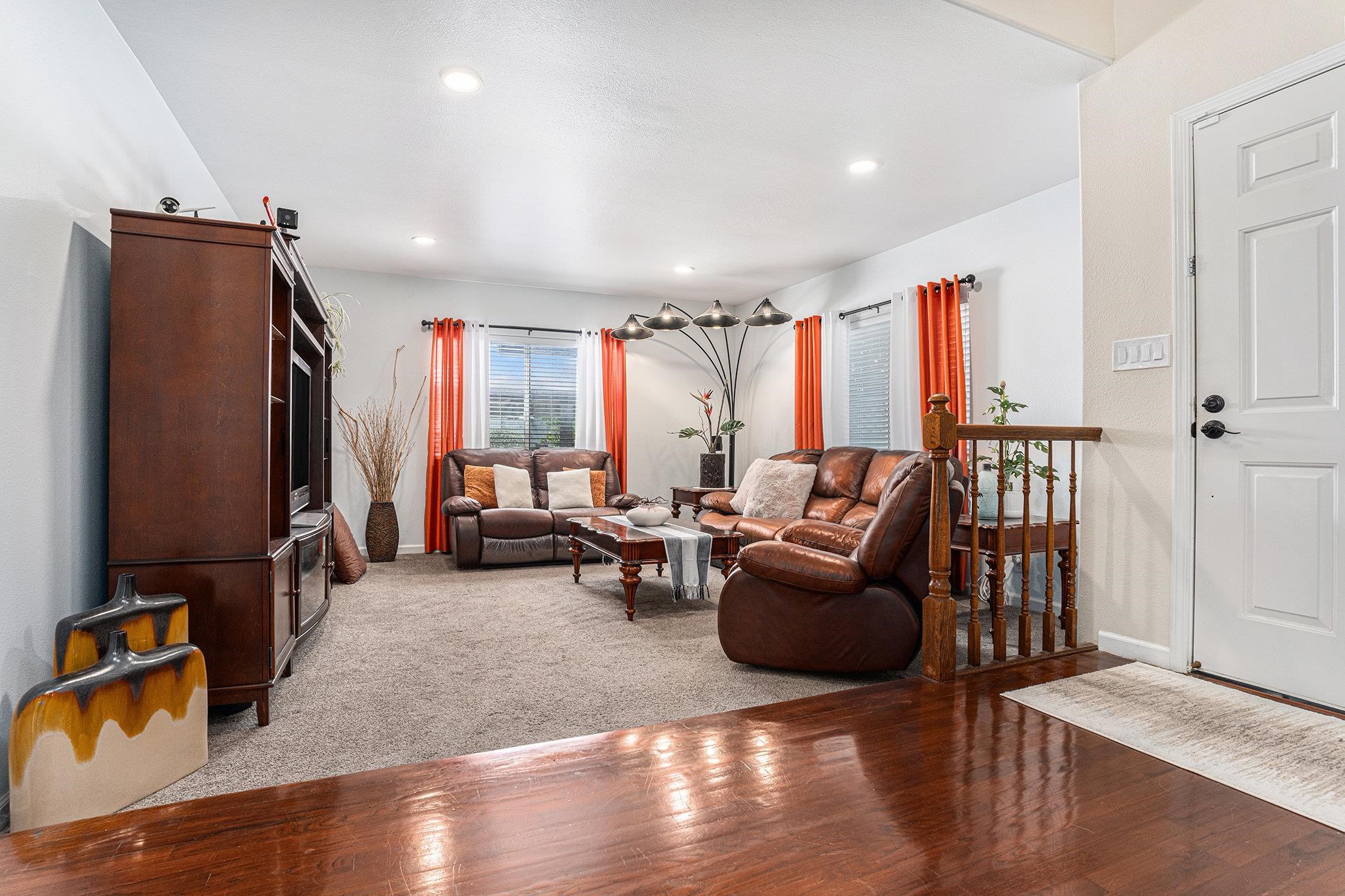 Detail Gallery Image 5 of 33 For 111 Overacker Ter, Fremont,  CA 94536 - 4 Beds | 2/1 Baths