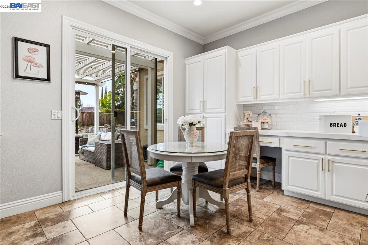 Detail Gallery Image 15 of 60 For 2889 Bresso Ct, Livermore,  CA 94550 - 5 Beds | 2/1 Baths