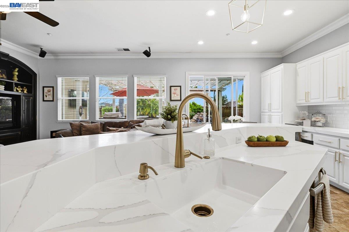 Detail Gallery Image 22 of 60 For 2889 Bresso Ct, Livermore,  CA 94550 - 5 Beds | 2/1 Baths