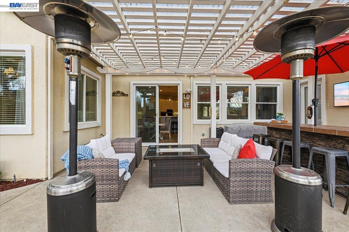 Detail Gallery Image 43 of 60 For 2889 Bresso Ct, Livermore,  CA 94550 - 5 Beds | 2/1 Baths