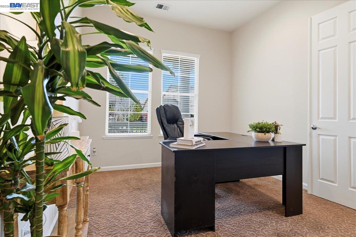 Detail Gallery Image 9 of 60 For 2889 Bresso Ct, Livermore,  CA 94550 - 5 Beds | 2/1 Baths