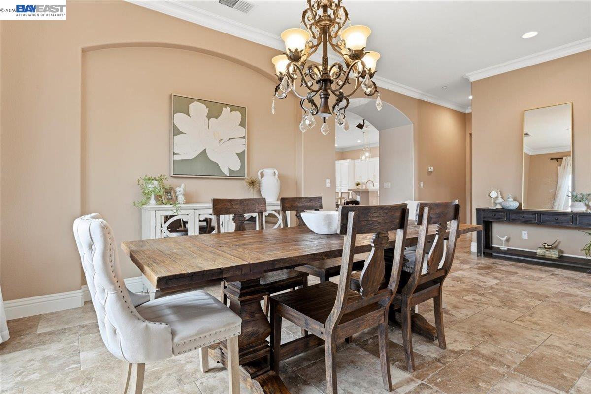 Detail Gallery Image 10 of 60 For 2889 Bresso Ct, Livermore,  CA 94550 - 5 Beds | 2/1 Baths