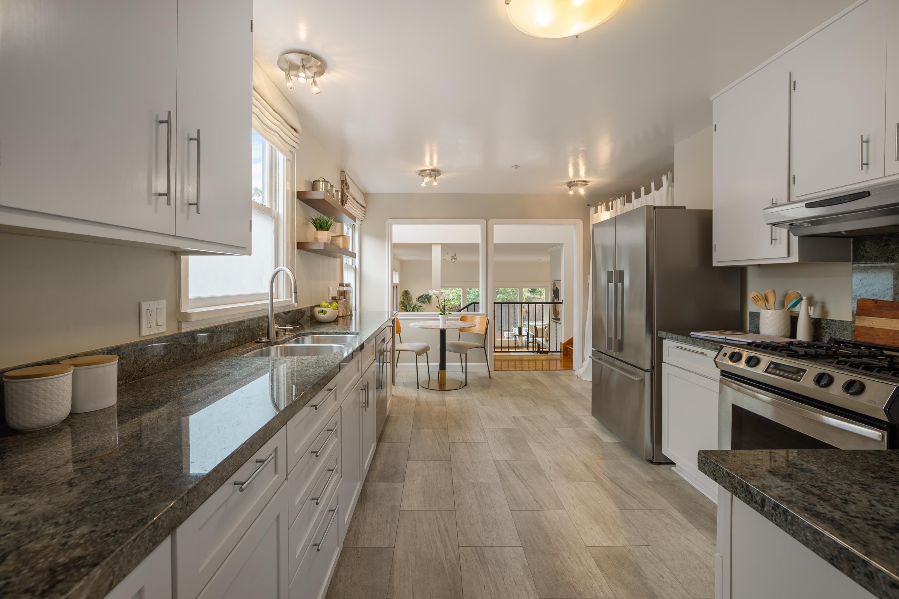 Detail Gallery Image 16 of 55 For 1038 Pomona Ave, Albany,  CA 94706 - 3 Beds | 3 Baths