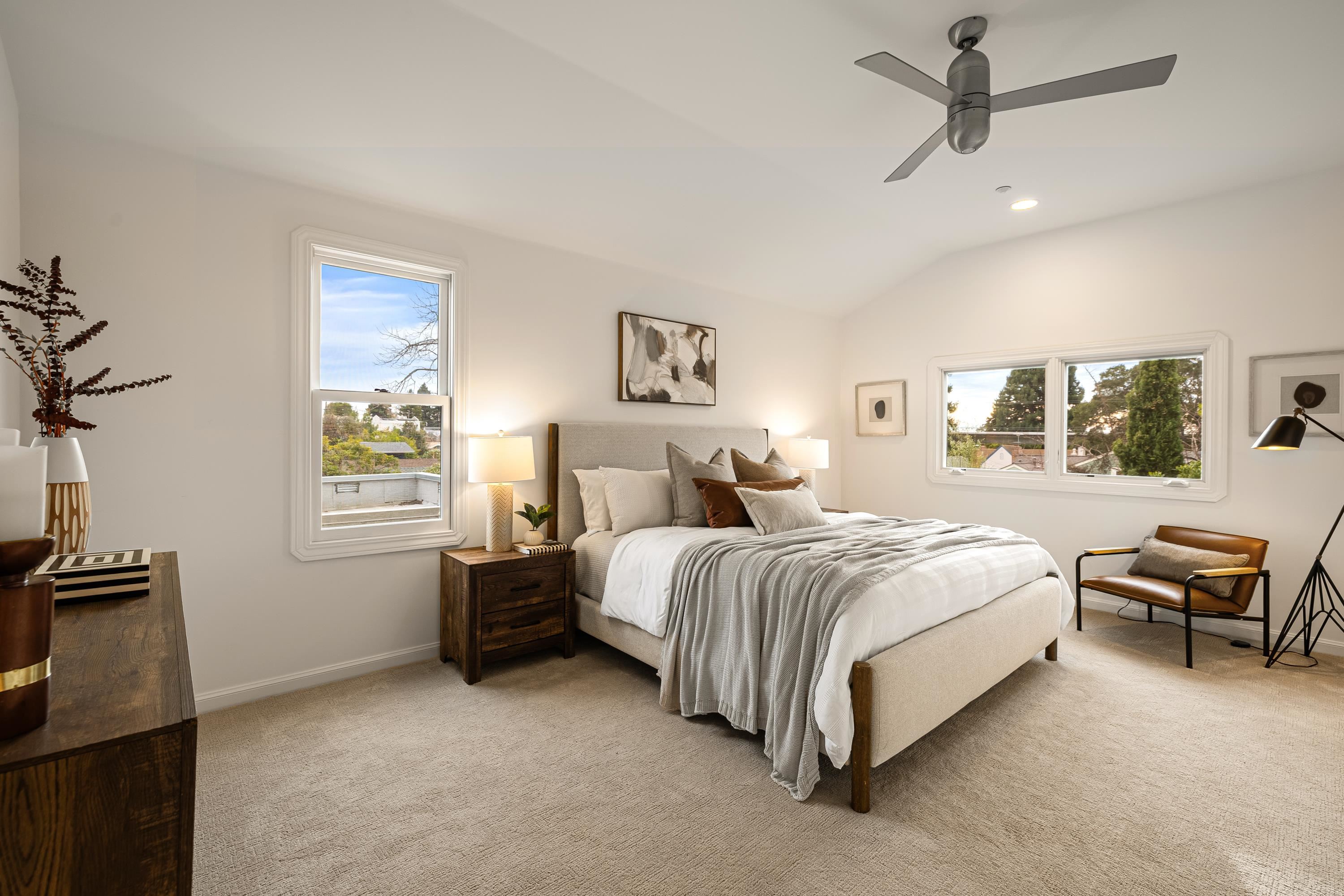 Detail Gallery Image 32 of 55 For 1038 Pomona Ave, Albany,  CA 94706 - 3 Beds | 3 Baths