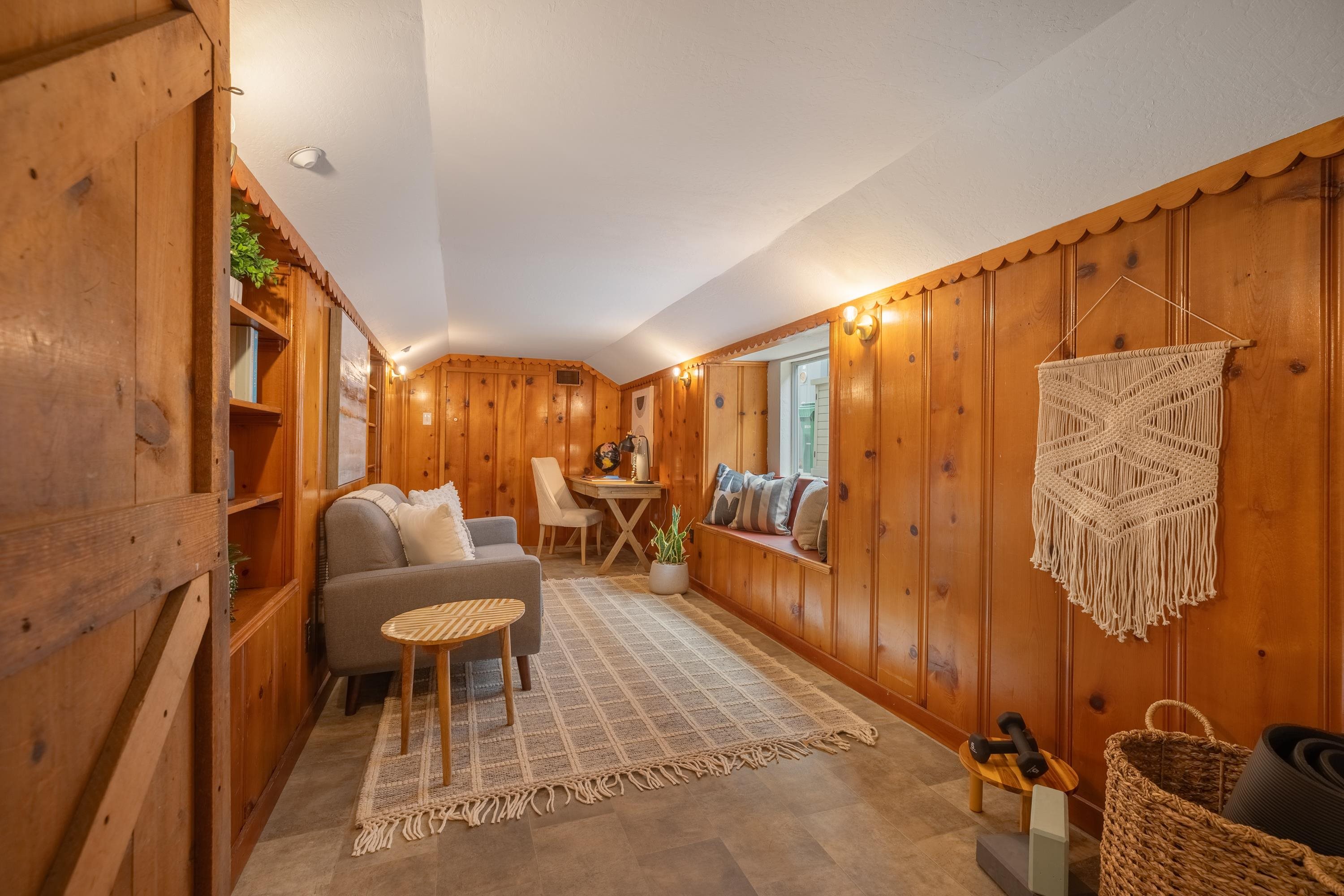 Detail Gallery Image 39 of 55 For 1038 Pomona Ave, Albany,  CA 94706 - 3 Beds | 3 Baths