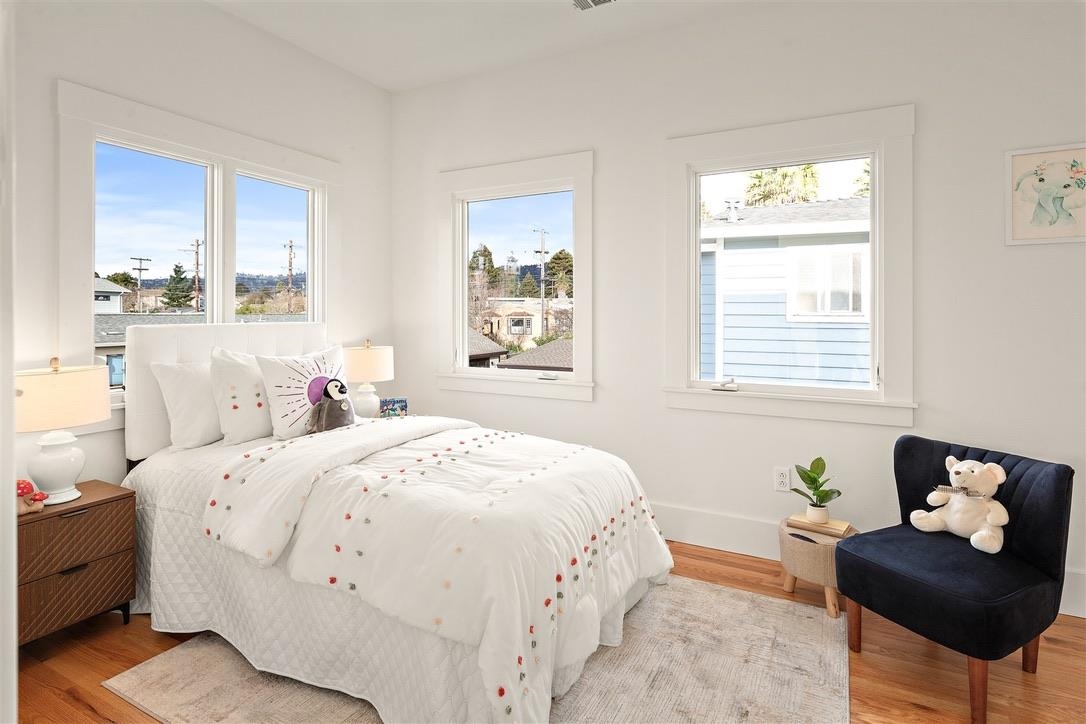 Detail Gallery Image 21 of 46 For 1135 Parker St, Berkeley,  CA 94702 - 3 Beds | 2 Baths