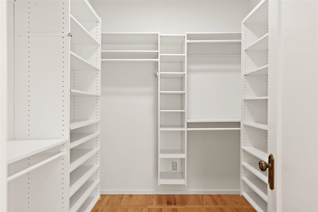 Detail Gallery Image 27 of 46 For 1135 Parker St, Berkeley,  CA 94702 - 3 Beds | 2 Baths