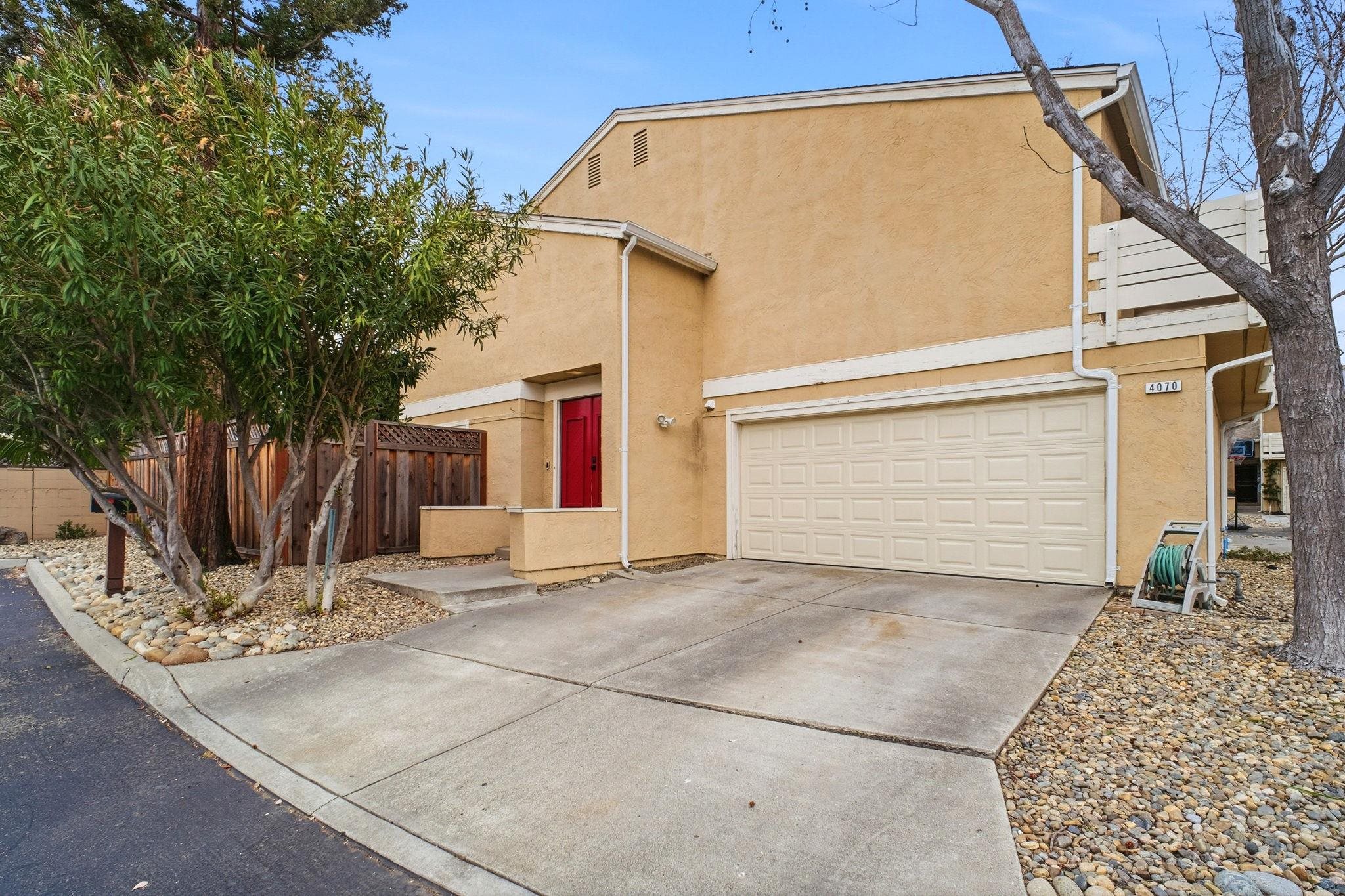 Front Image Thumbnail for BE41123650