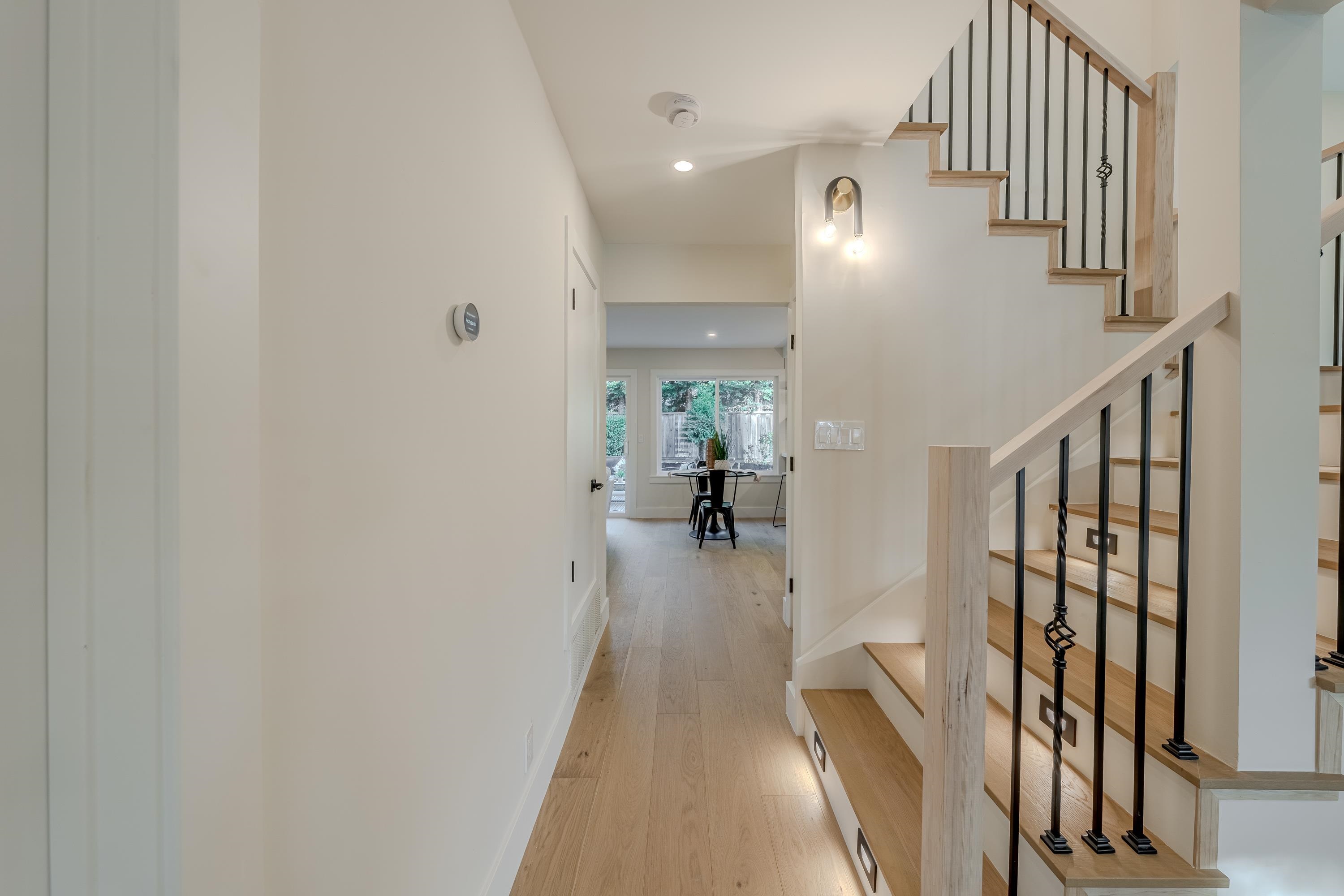 Detail Gallery Image 16 of 47 For 311 Foxboro Ct, San Ramon,  CA 94583 - 4 Beds | 2/1 Baths