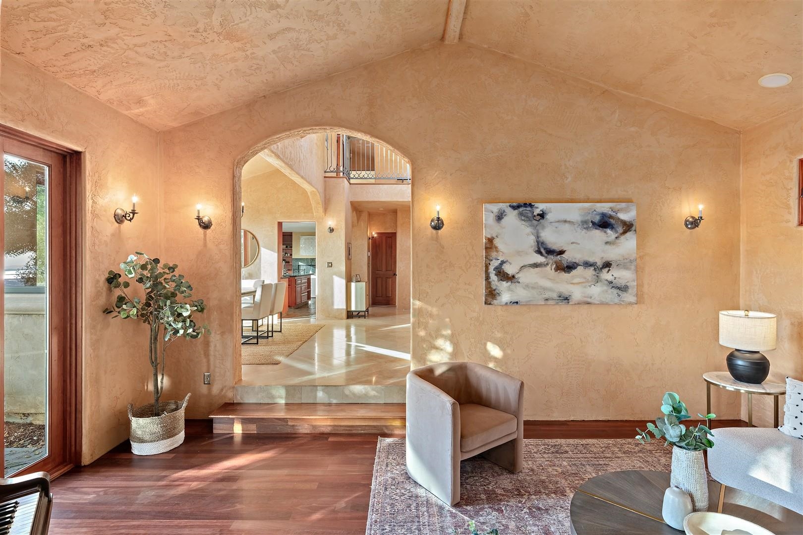 Detail Gallery Image 7 of 30 For 29 Live Oak Rd, Berkeley,  CA 94705 - 4 Beds | 2/1 Baths