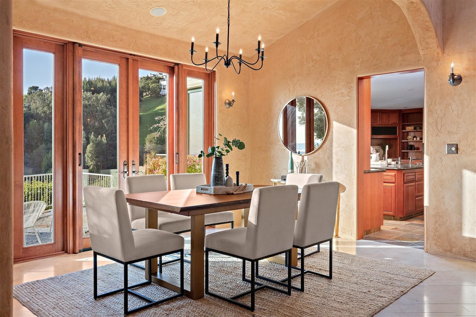 Detail Gallery Image 8 of 30 For 29 Live Oak Rd, Berkeley,  CA 94705 - 4 Beds | 2/1 Baths