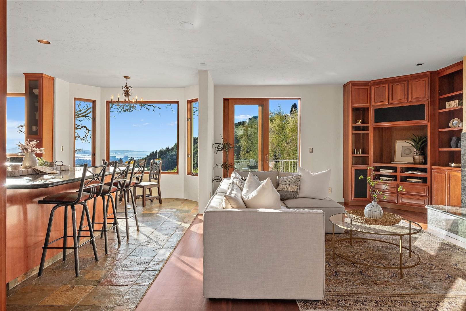 Detail Gallery Image 10 of 30 For 29 Live Oak Rd, Berkeley,  CA 94705 - 4 Beds | 2/1 Baths