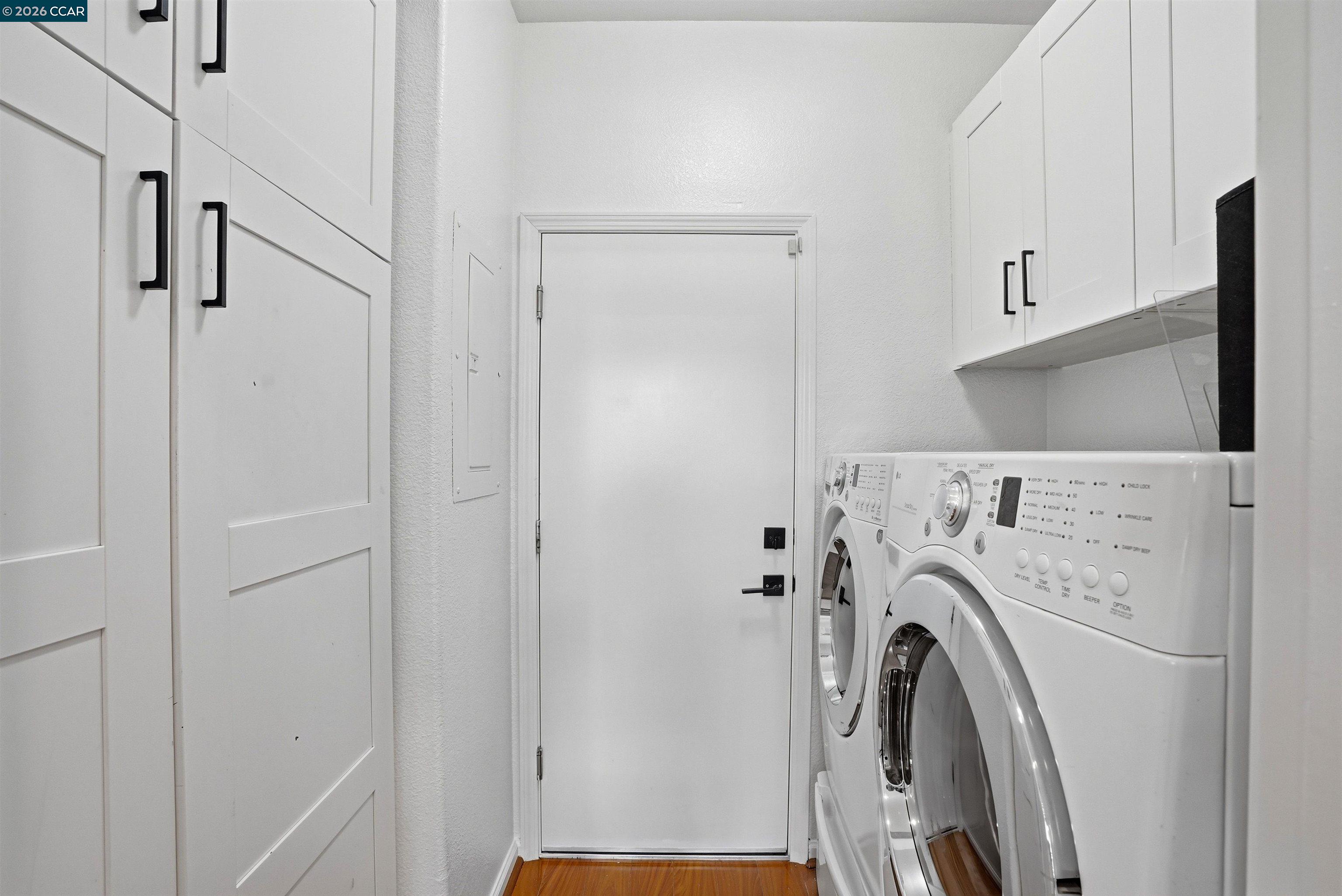 Detail Gallery Image 14 of 33 For 1 Avocet Ct, Alameda,  CA 94501 - 3 Beds | 2/1 Baths