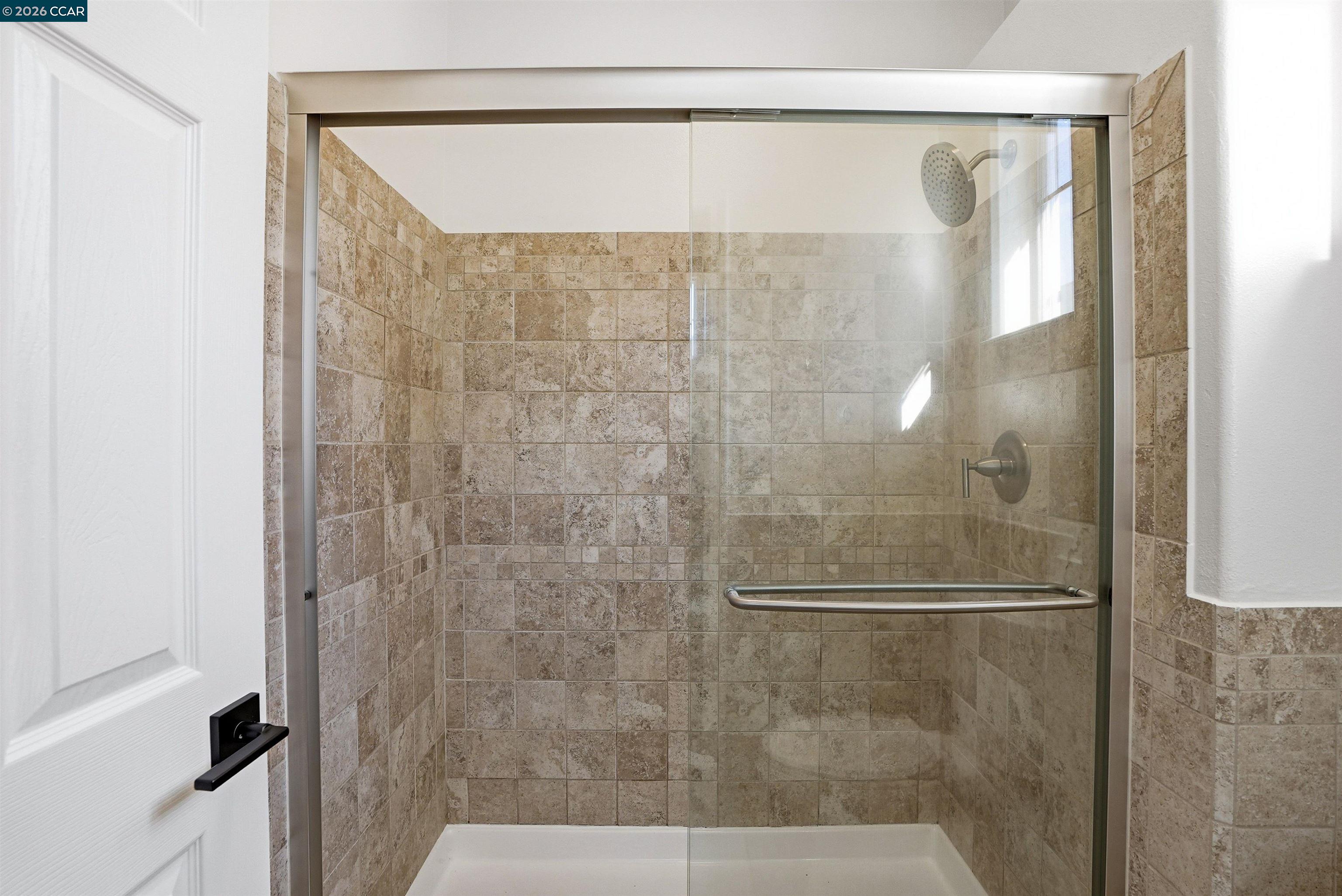 Detail Gallery Image 20 of 33 For 1 Avocet Ct, Alameda,  CA 94501 - 3 Beds | 2/1 Baths