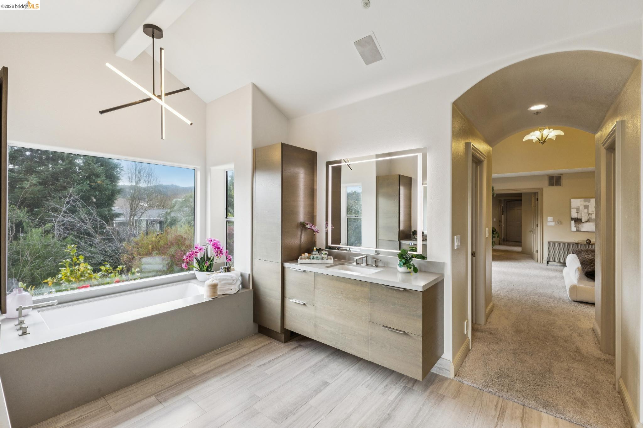 78 Scenic Dr, Orinda, CA, 94563