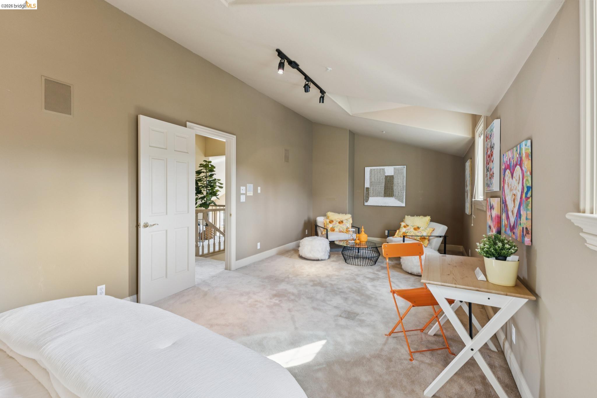 78 Scenic Dr, Orinda, CA, 94563