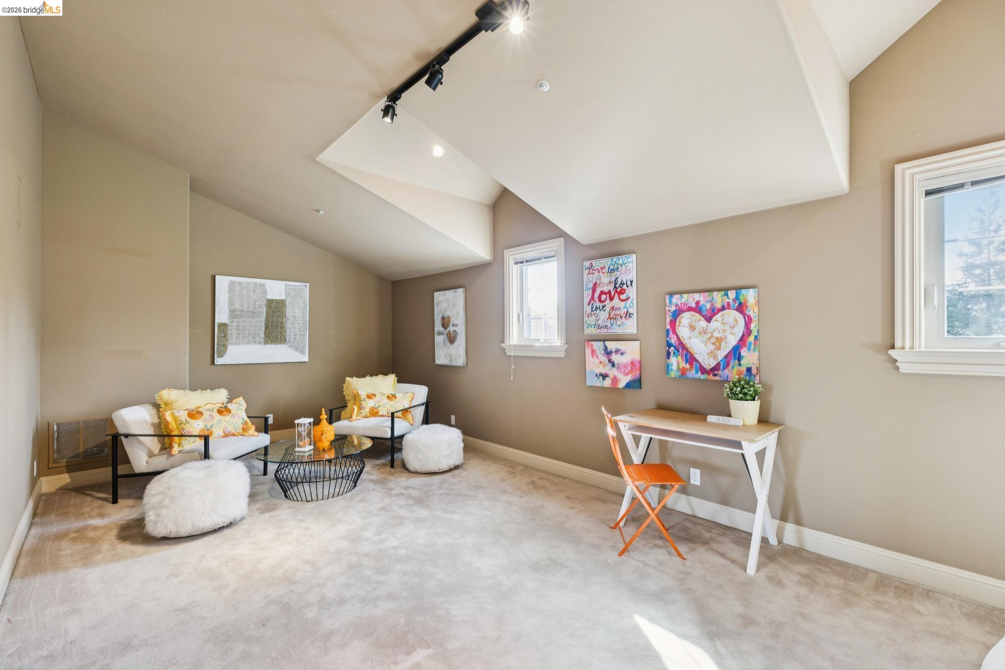 78 Scenic Dr, Orinda, CA, 94563