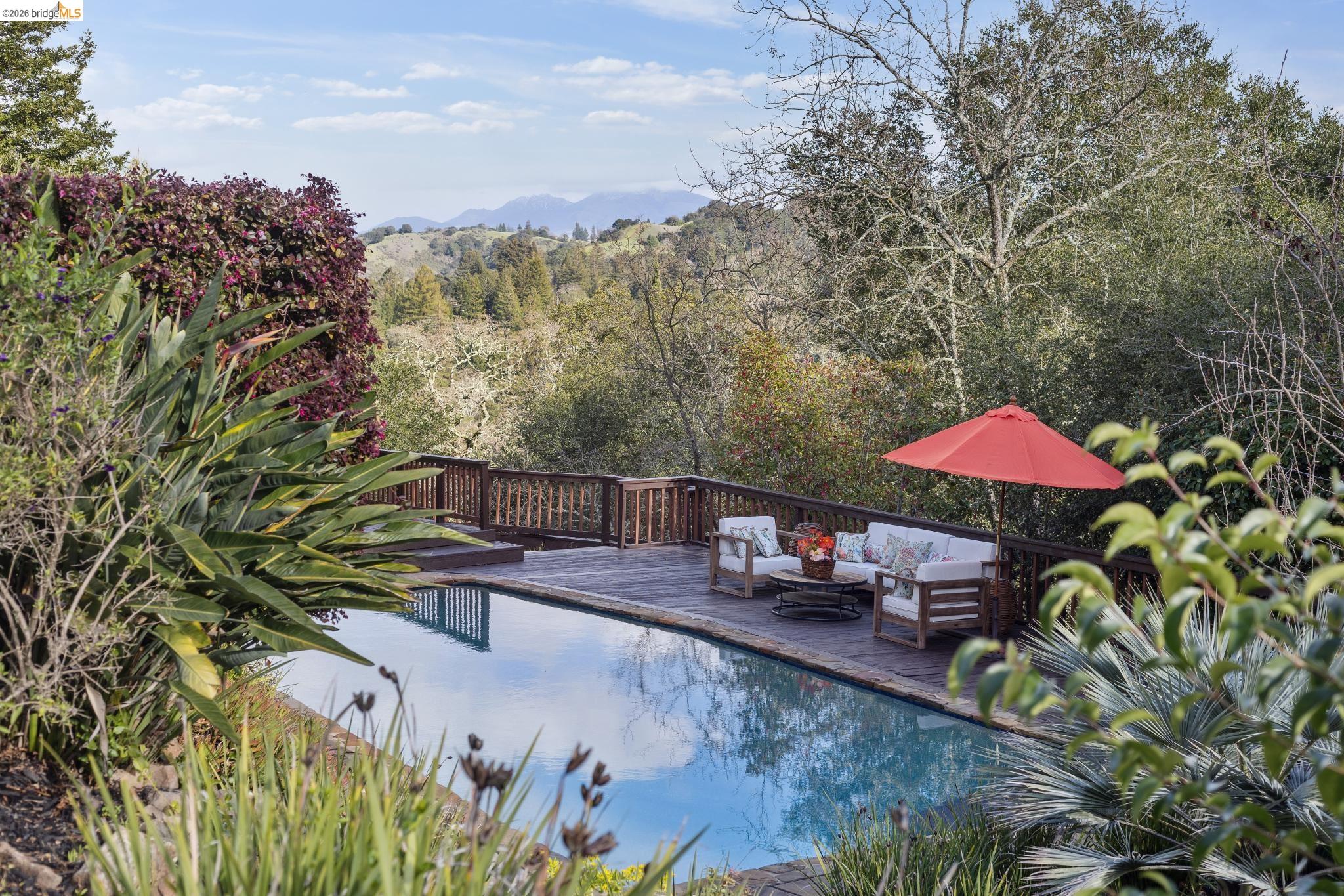 Detail Gallery Image 51 of 59 For 78 Scenic Dr, Orinda,  CA 94563 - 4 Beds | 3 Baths