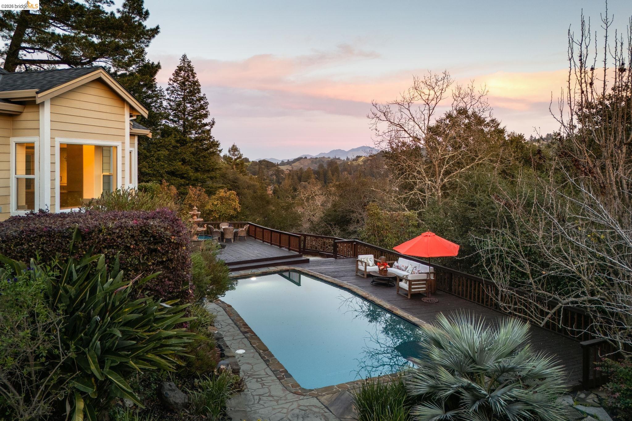 Detail Gallery Image 58 of 59 For 78 Scenic Dr, Orinda,  CA 94563 - 4 Beds | 3 Baths