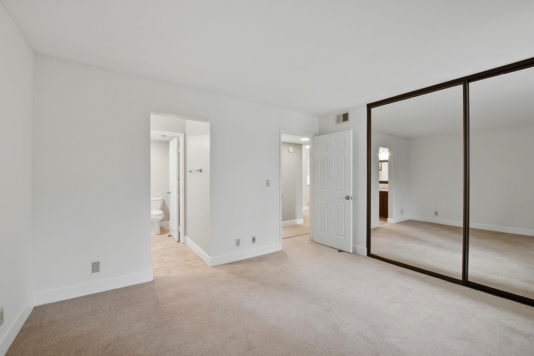 Photo #15: 41123661 Listing: Photo #15