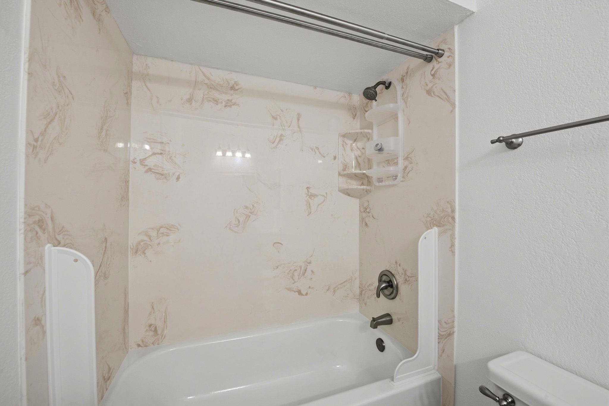 Photo #27: 41123661 Listing: Photo #27