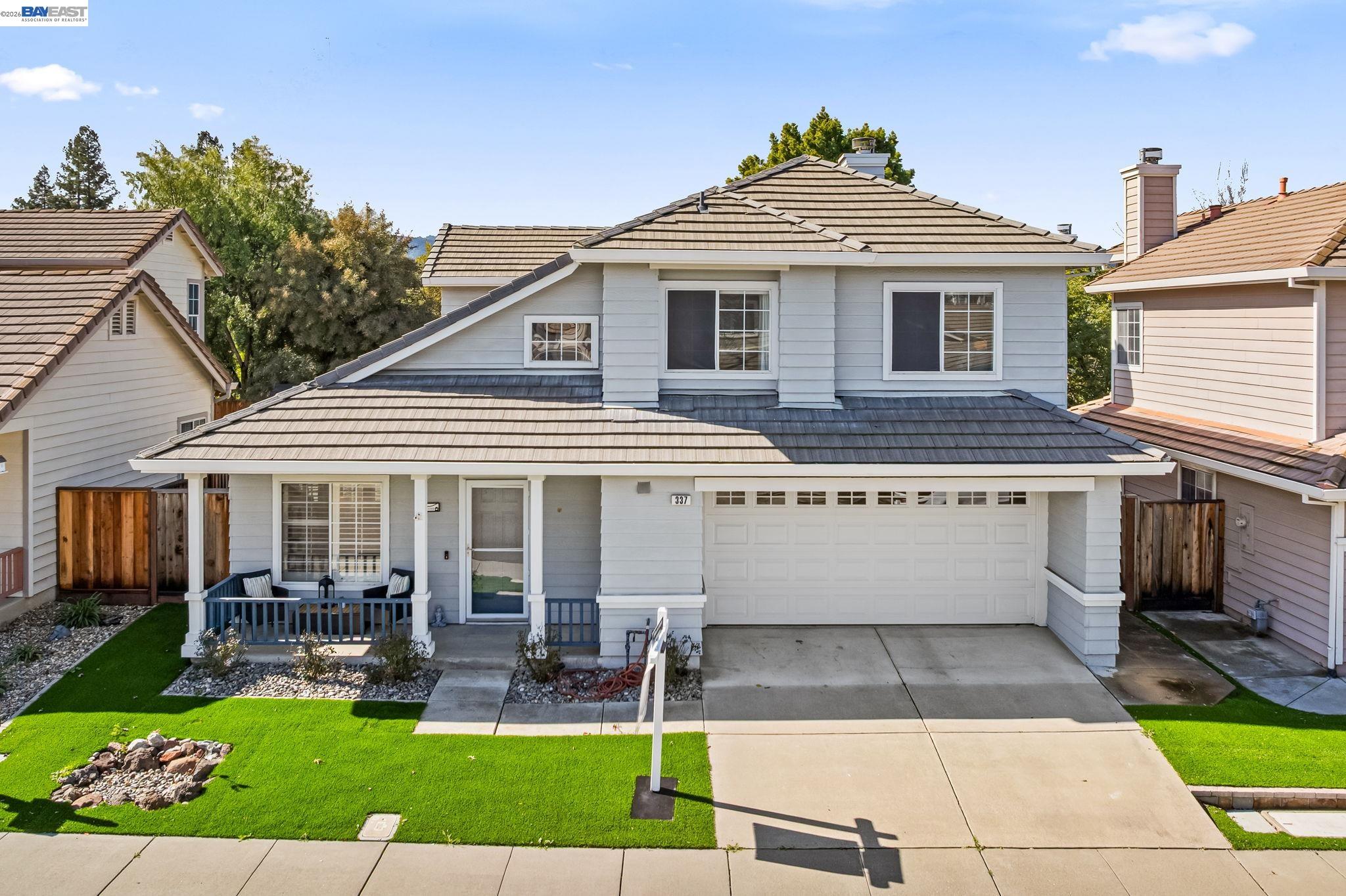 Detail Gallery Image 2 of 44 For 337 Trenton Cir, Pleasanton,  CA 94566 - 3 Beds | 2/1 Baths