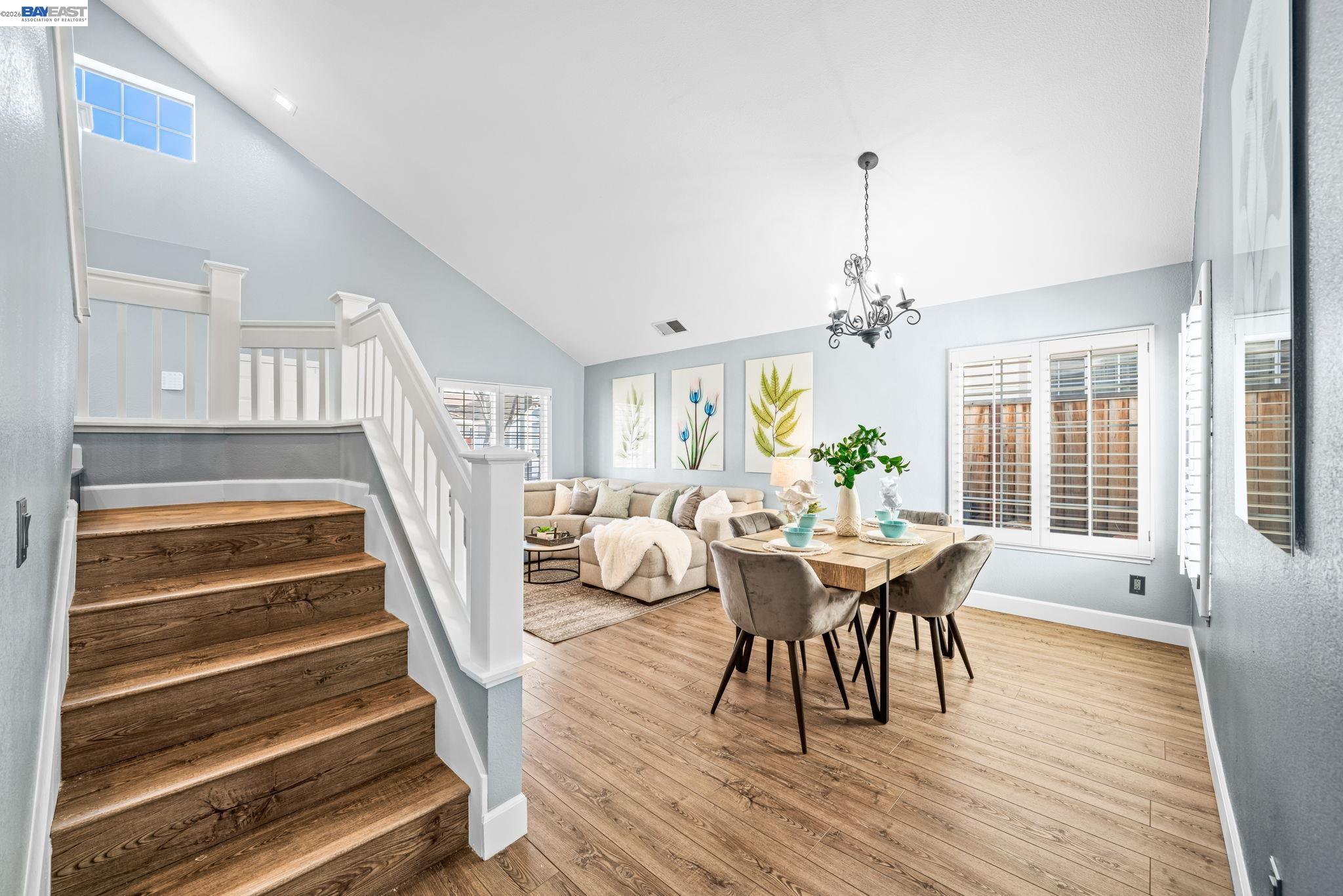 Detail Gallery Image 12 of 44 For 337 Trenton Cir, Pleasanton,  CA 94566 - 3 Beds | 2/1 Baths