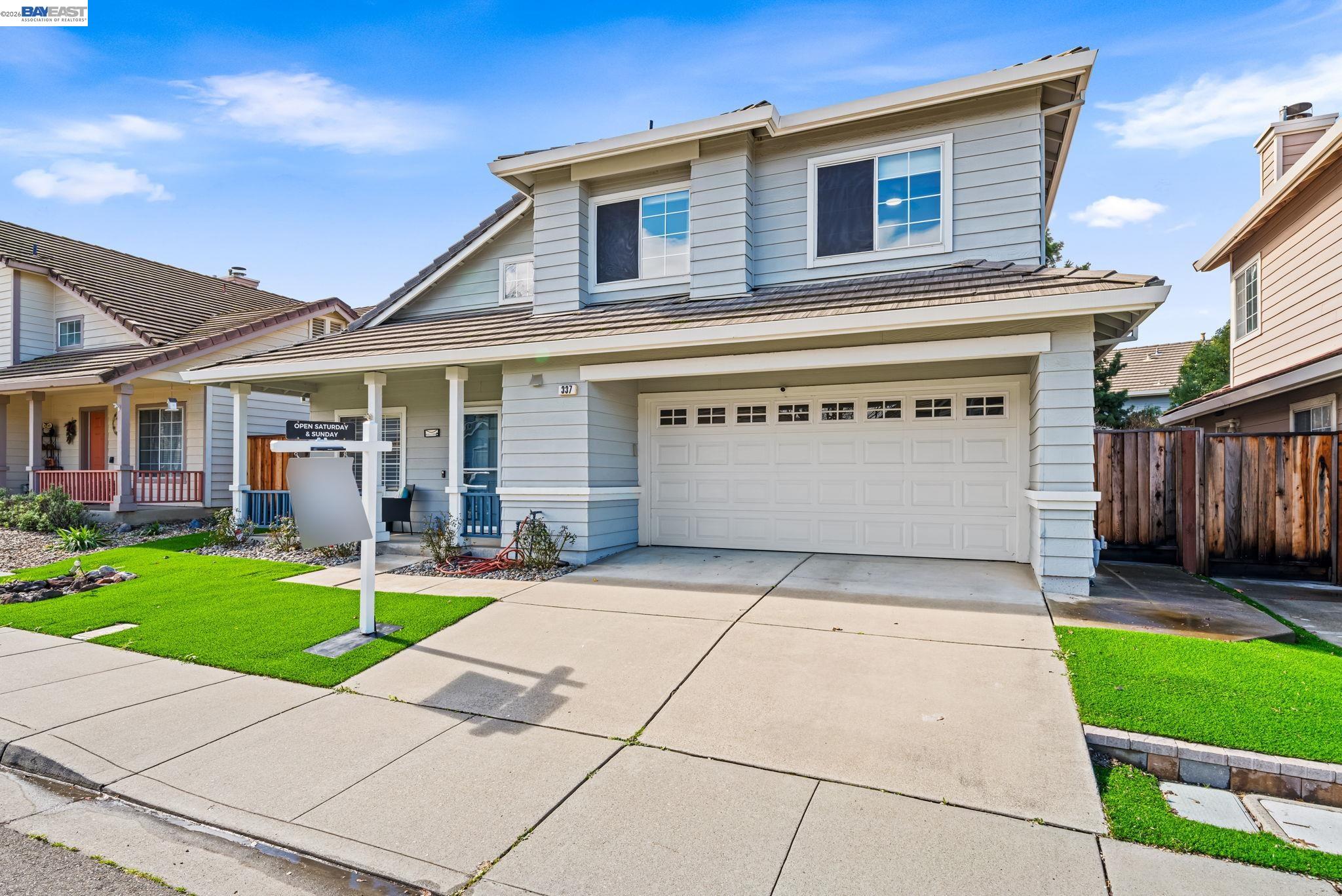 Detail Gallery Image 3 of 44 For 337 Trenton Cir, Pleasanton,  CA 94566 - 3 Beds | 2/1 Baths