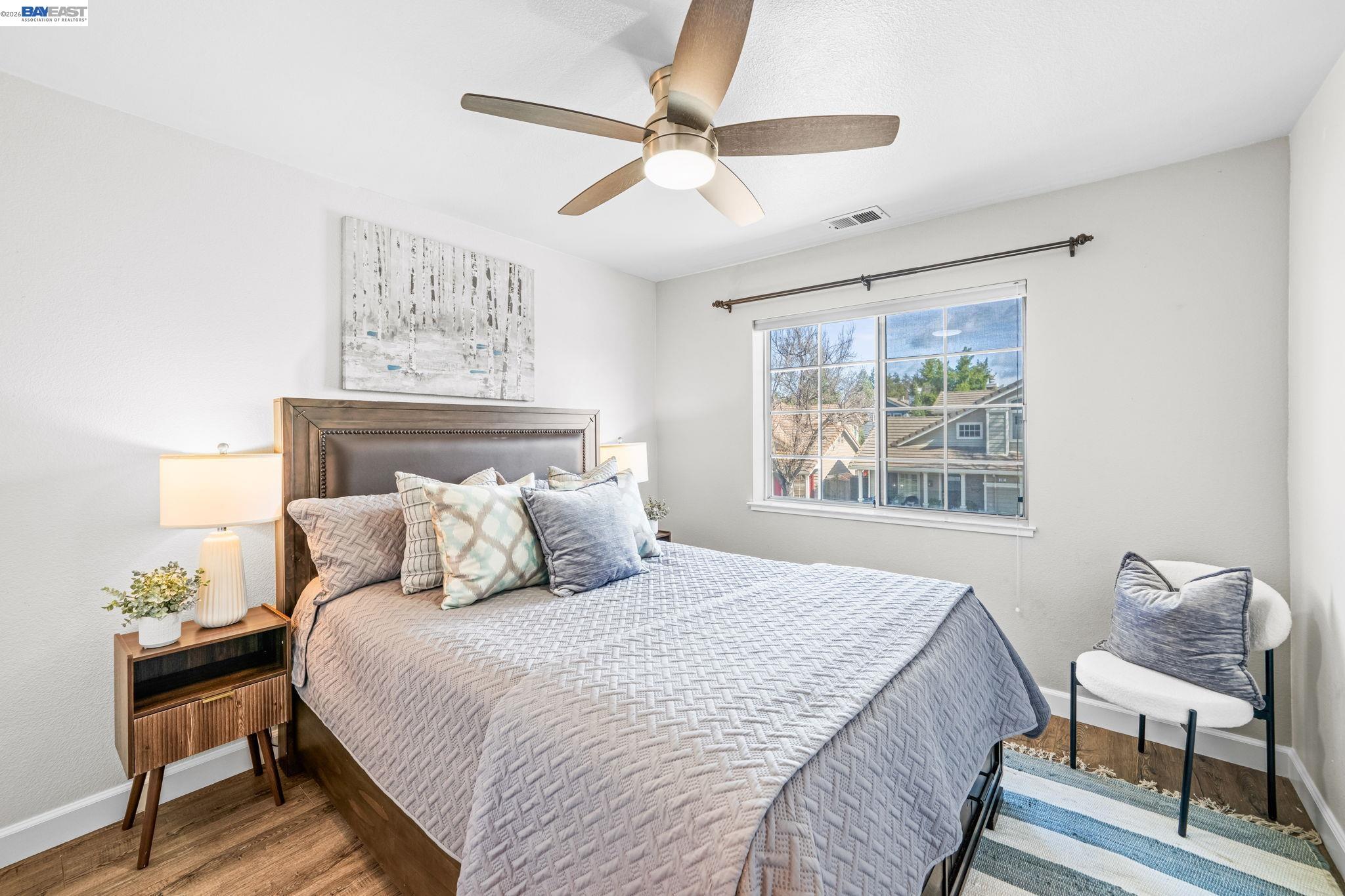 Detail Gallery Image 27 of 44 For 337 Trenton Cir, Pleasanton,  CA 94566 - 3 Beds | 2/1 Baths