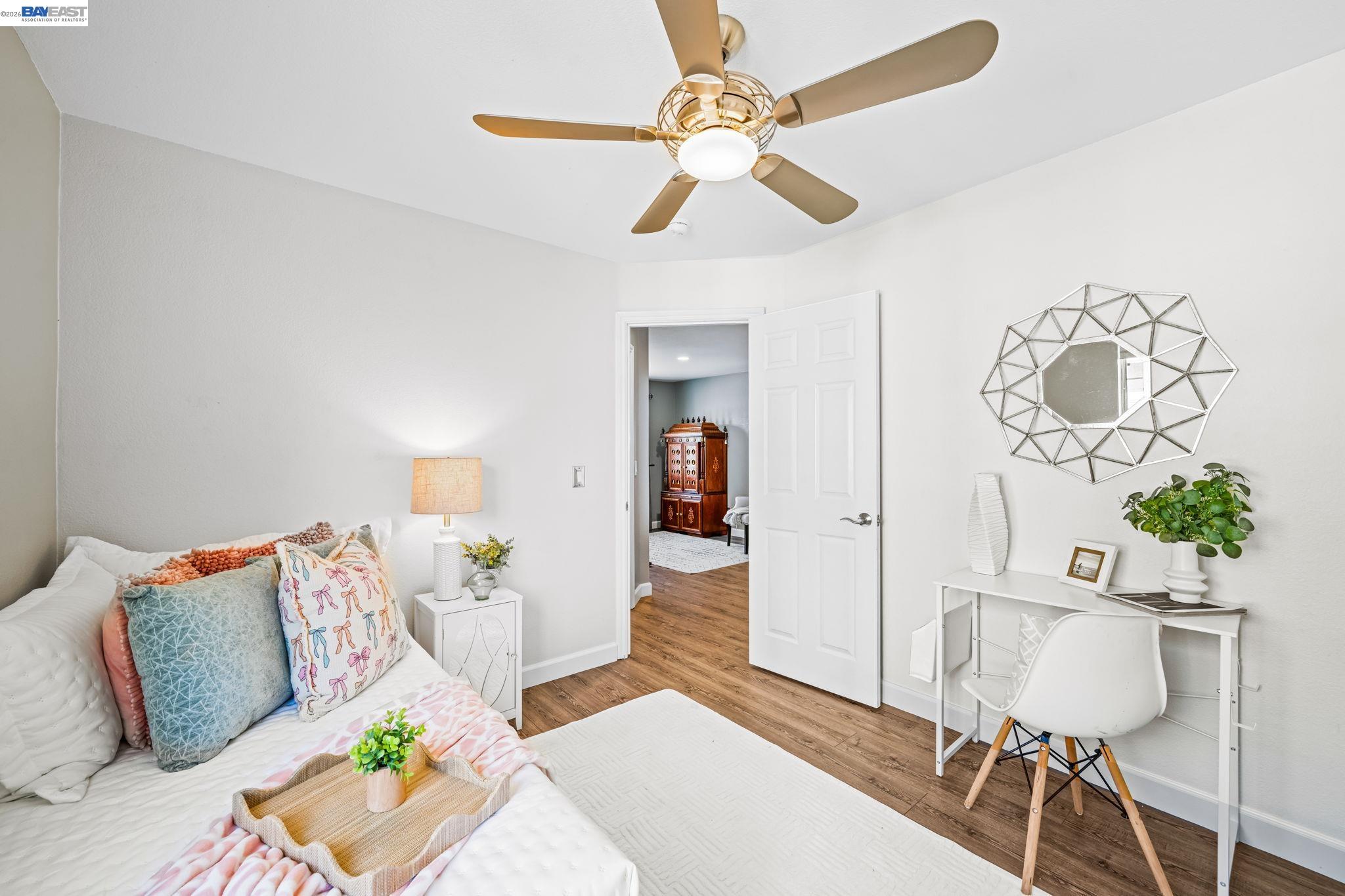 Detail Gallery Image 31 of 44 For 337 Trenton Cir, Pleasanton,  CA 94566 - 3 Beds | 2/1 Baths