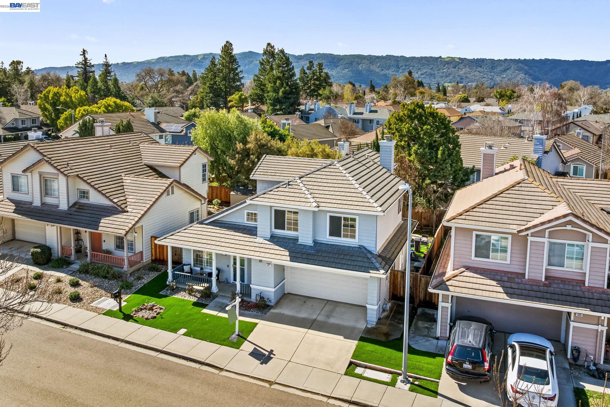 Detail Gallery Image 35 of 44 For 337 Trenton Cir, Pleasanton,  CA 94566 - 3 Beds | 2/1 Baths