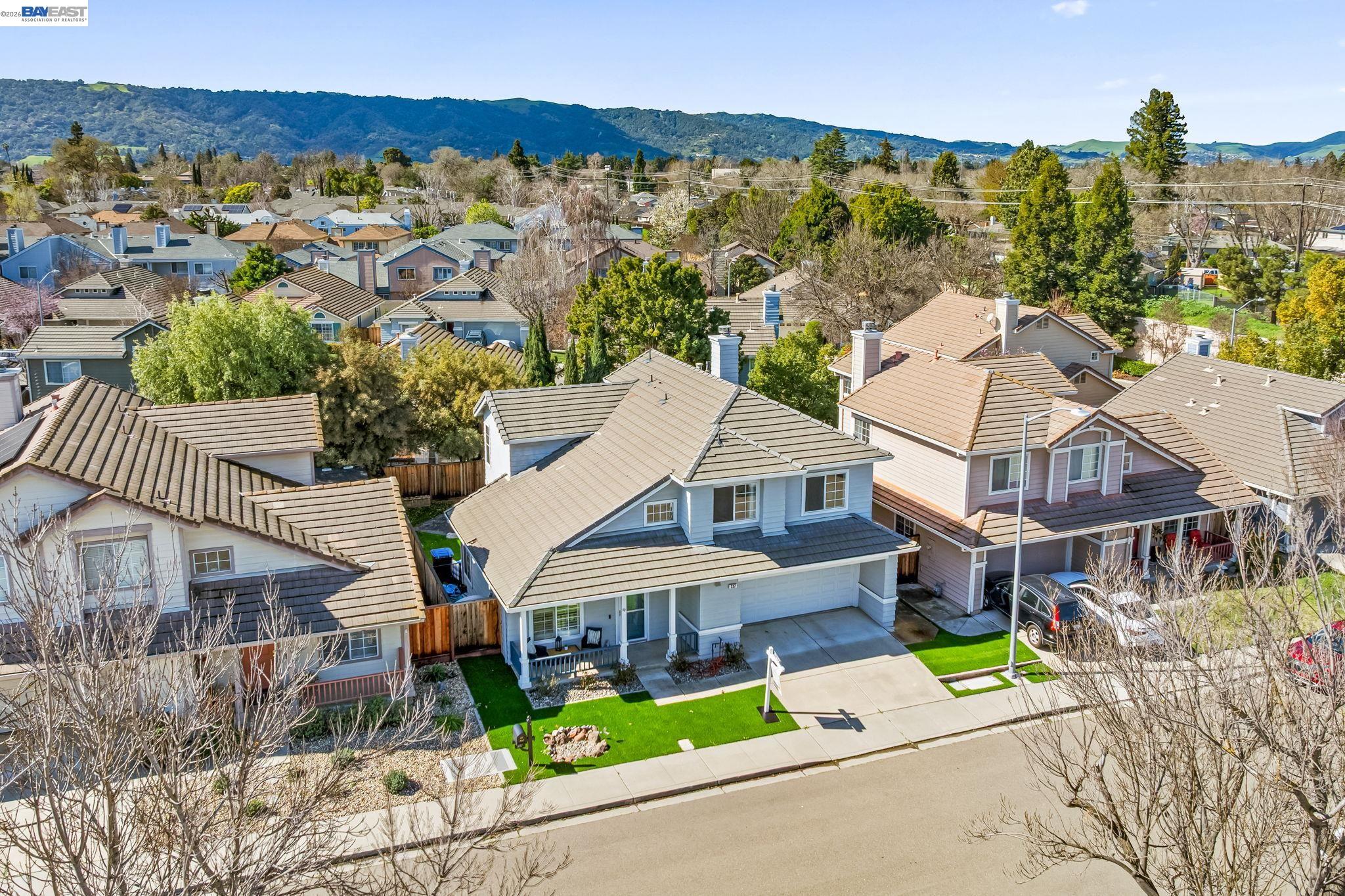 Detail Gallery Image 36 of 44 For 337 Trenton Cir, Pleasanton,  CA 94566 - 3 Beds | 2/1 Baths