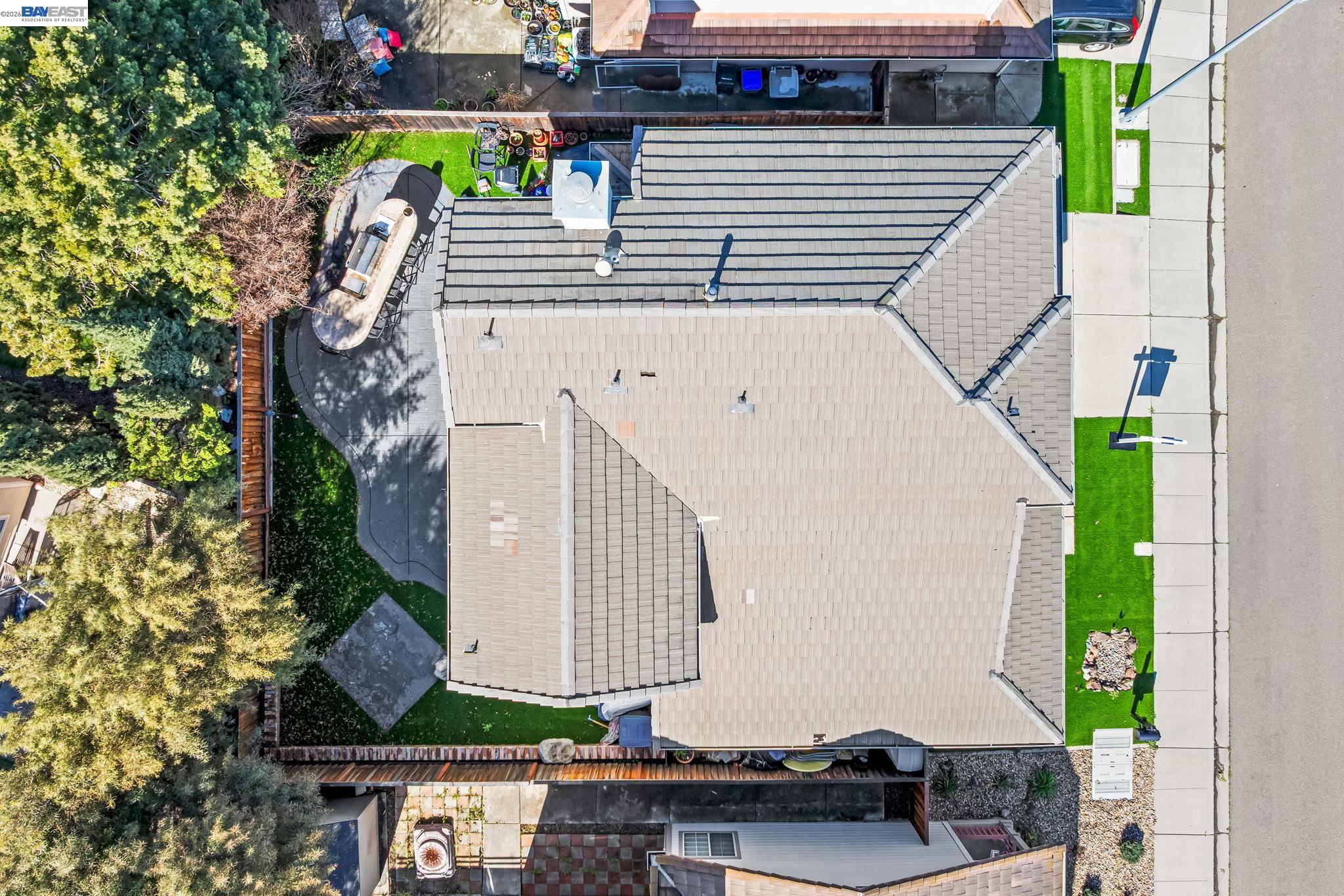 Detail Gallery Image 37 of 44 For 337 Trenton Cir, Pleasanton,  CA 94566 - 3 Beds | 2/1 Baths