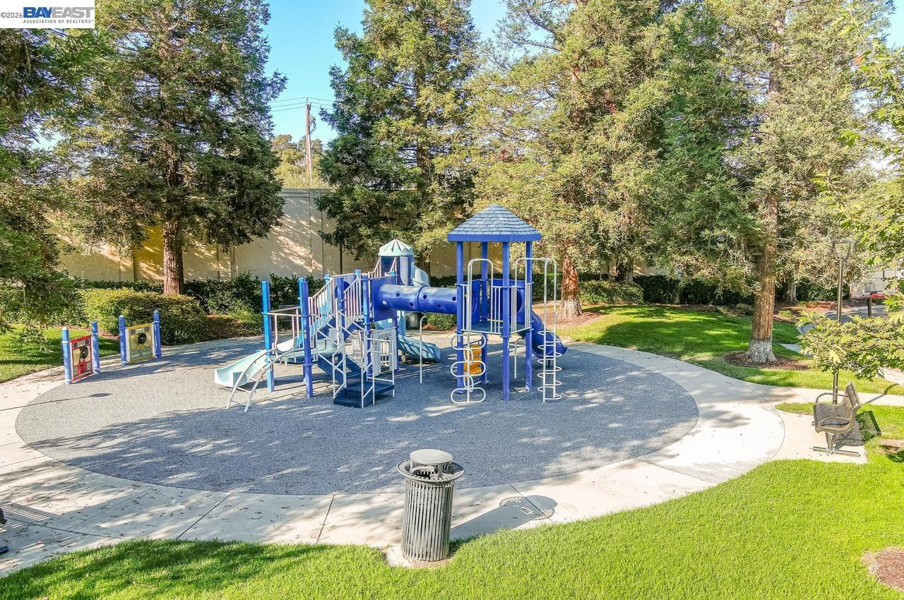 Detail Gallery Image 41 of 44 For 337 Trenton Cir, Pleasanton,  CA 94566 - 3 Beds | 2/1 Baths