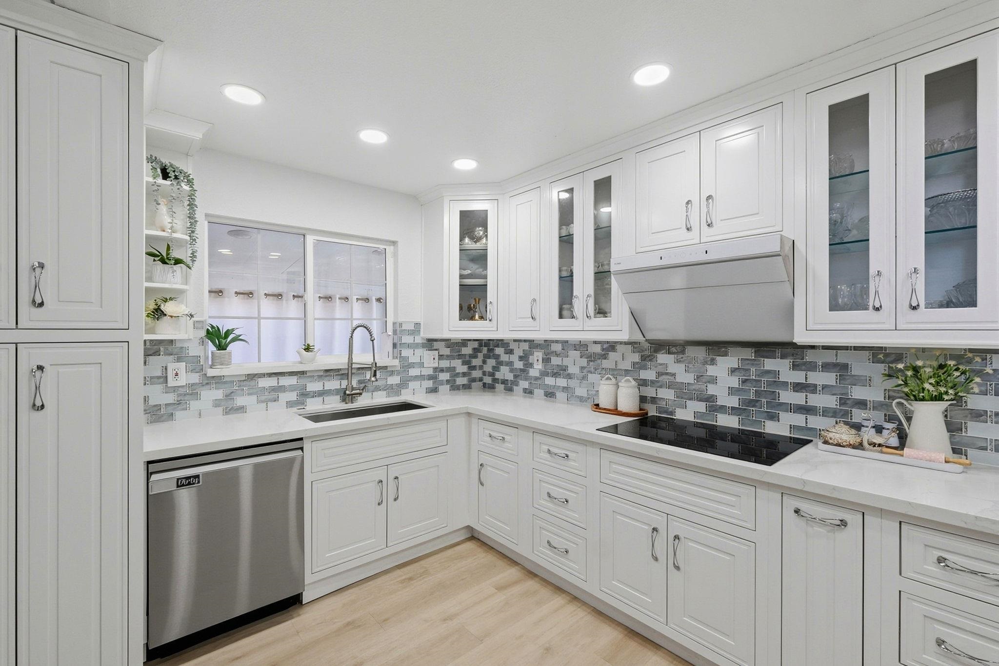 Detail Gallery Image 12 of 41 For 4600 Delores Dr, Union City,  CA 94587 - 4 Beds | 3 Baths