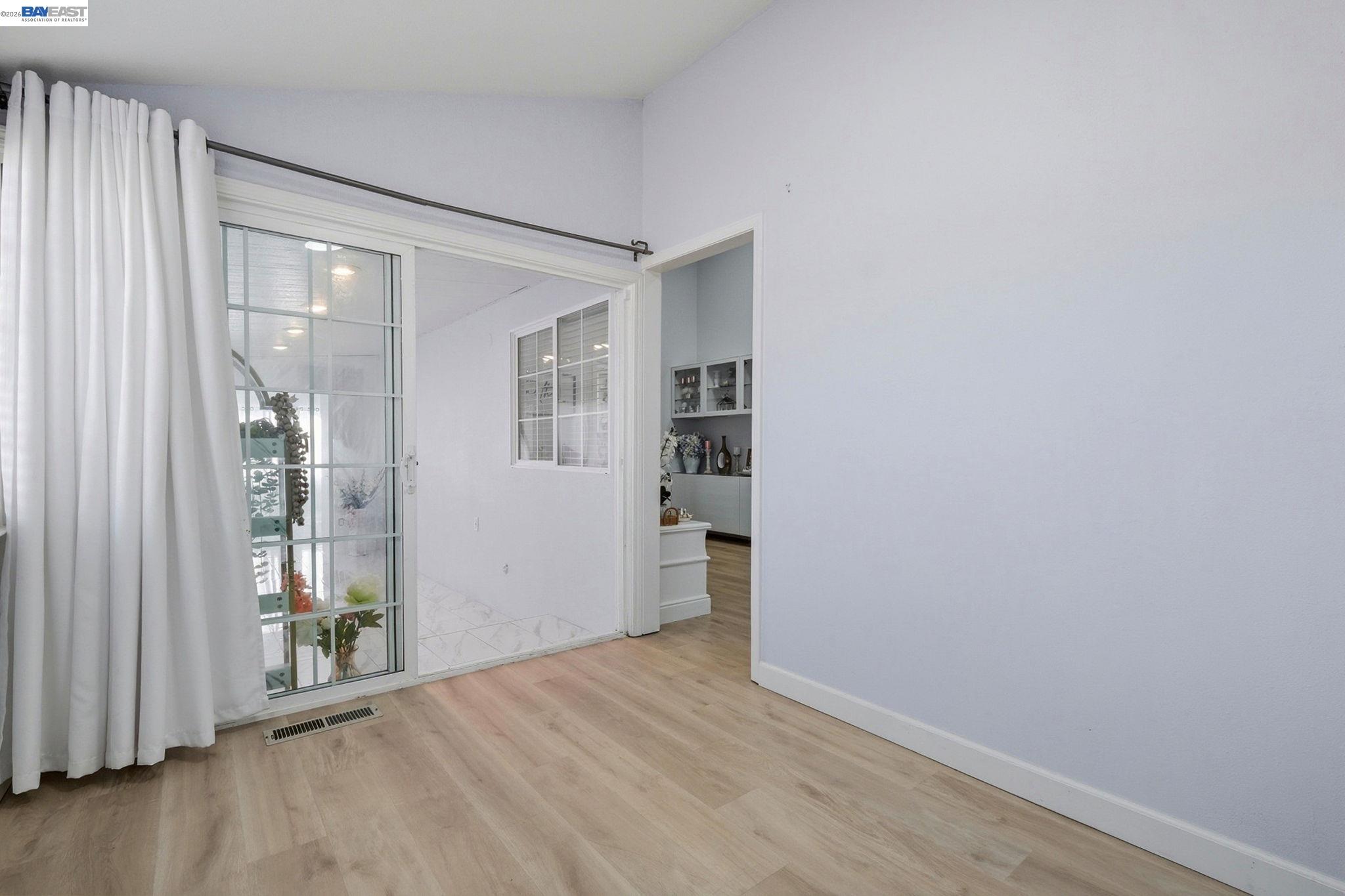 Detail Gallery Image 16 of 43 For 4600 Delores Dr, Union City,  CA 94587 - 4 Beds | 3 Baths