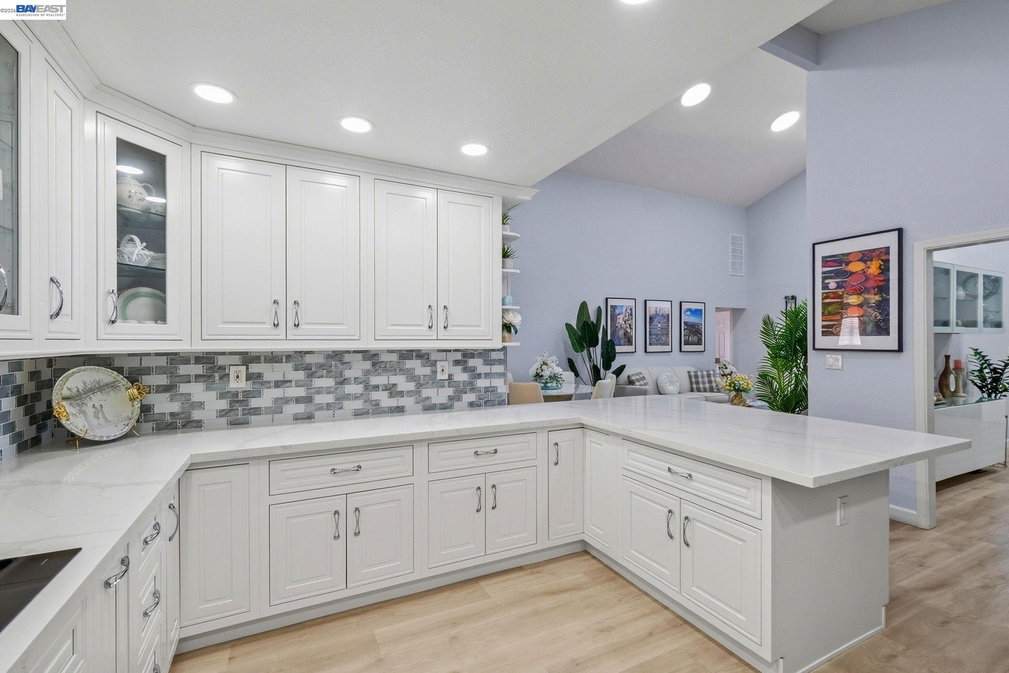 Detail Gallery Image 8 of 43 For 4600 Delores Dr, Union City,  CA 94587 - 4 Beds | 3 Baths