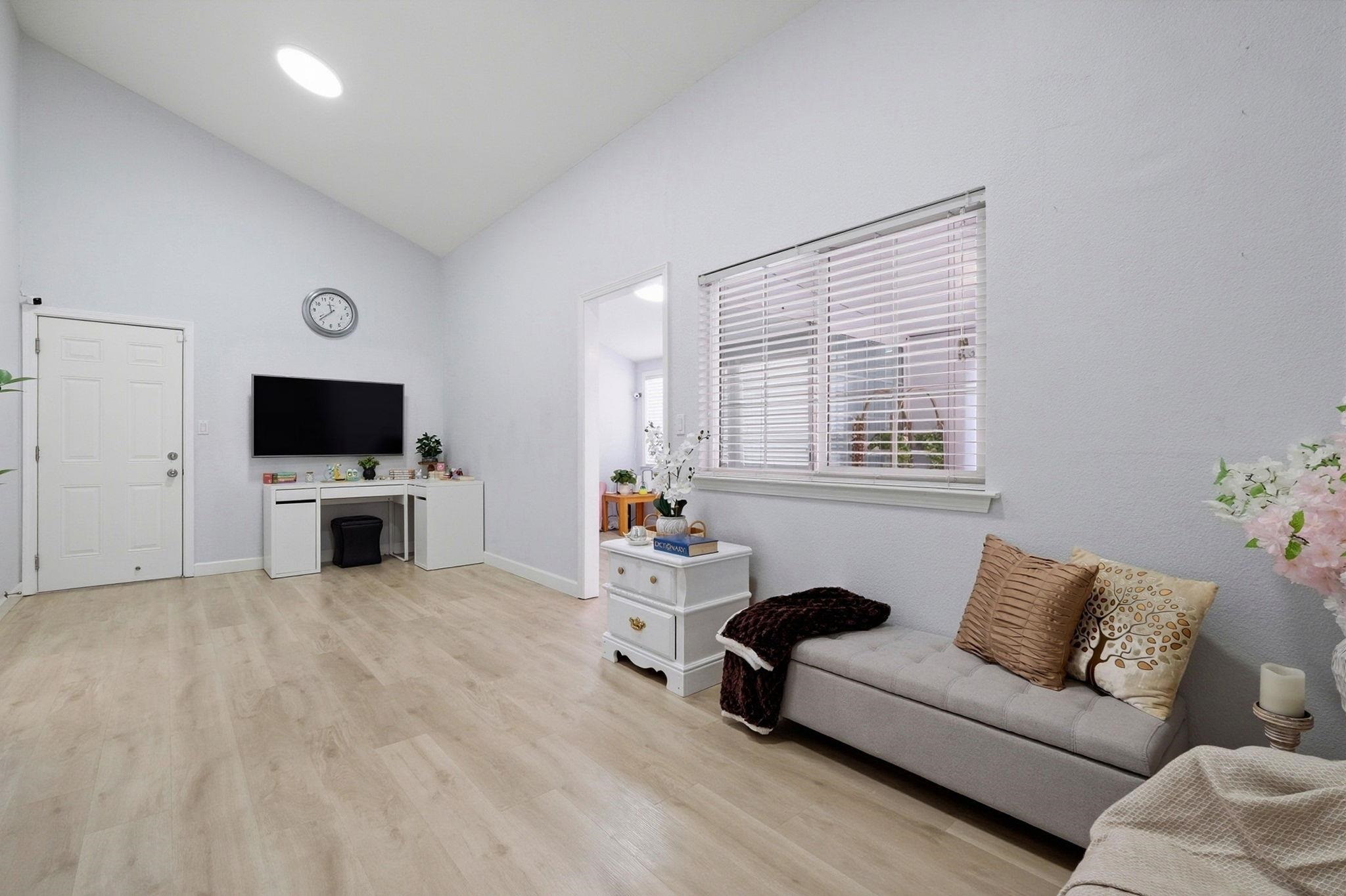 Detail Gallery Image 9 of 41 For 4600 Delores Dr, Union City,  CA 94587 - 4 Beds | 3 Baths