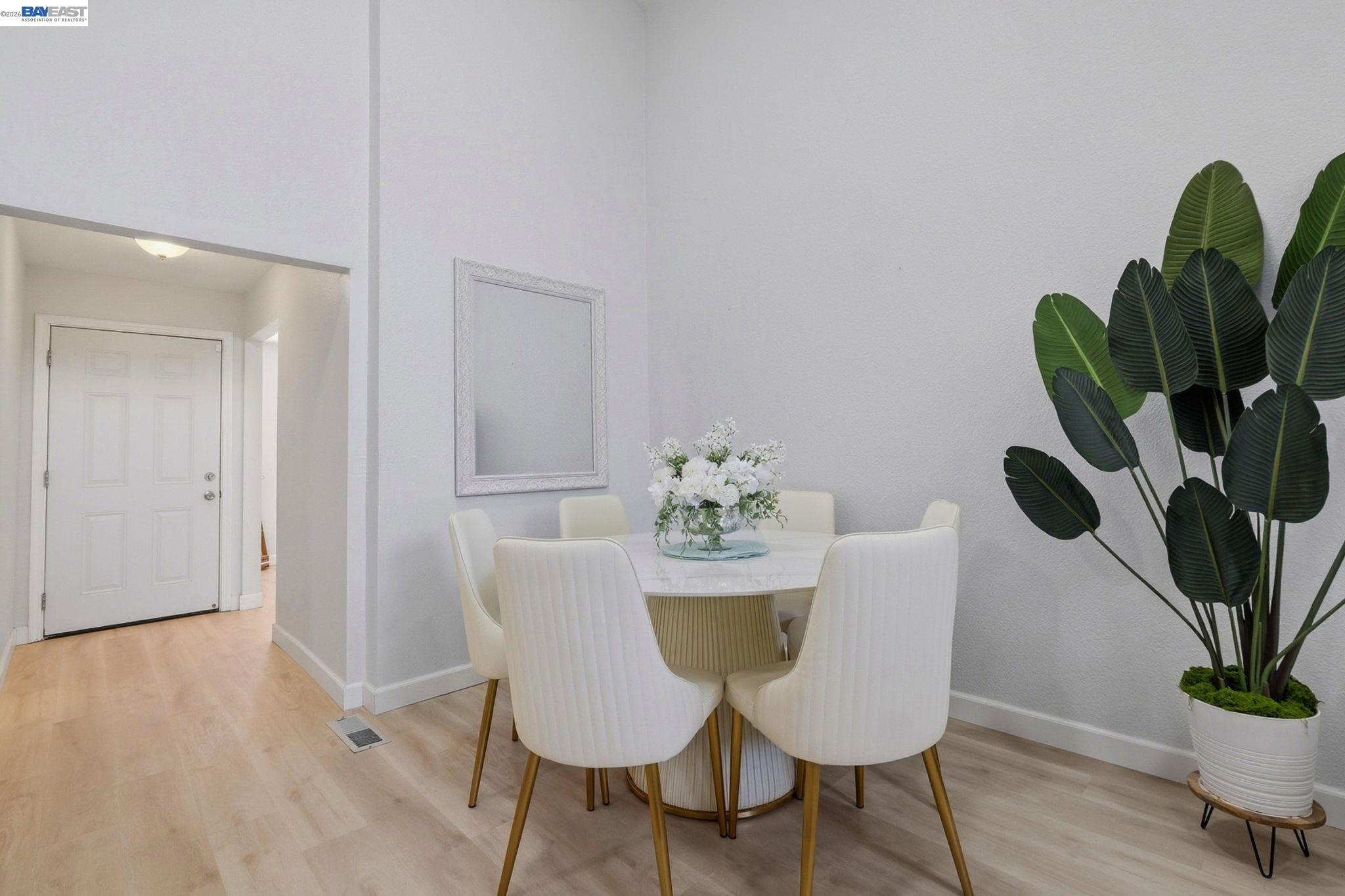 Detail Gallery Image 10 of 43 For 4600 Delores Dr, Union City,  CA 94587 - 4 Beds | 3 Baths