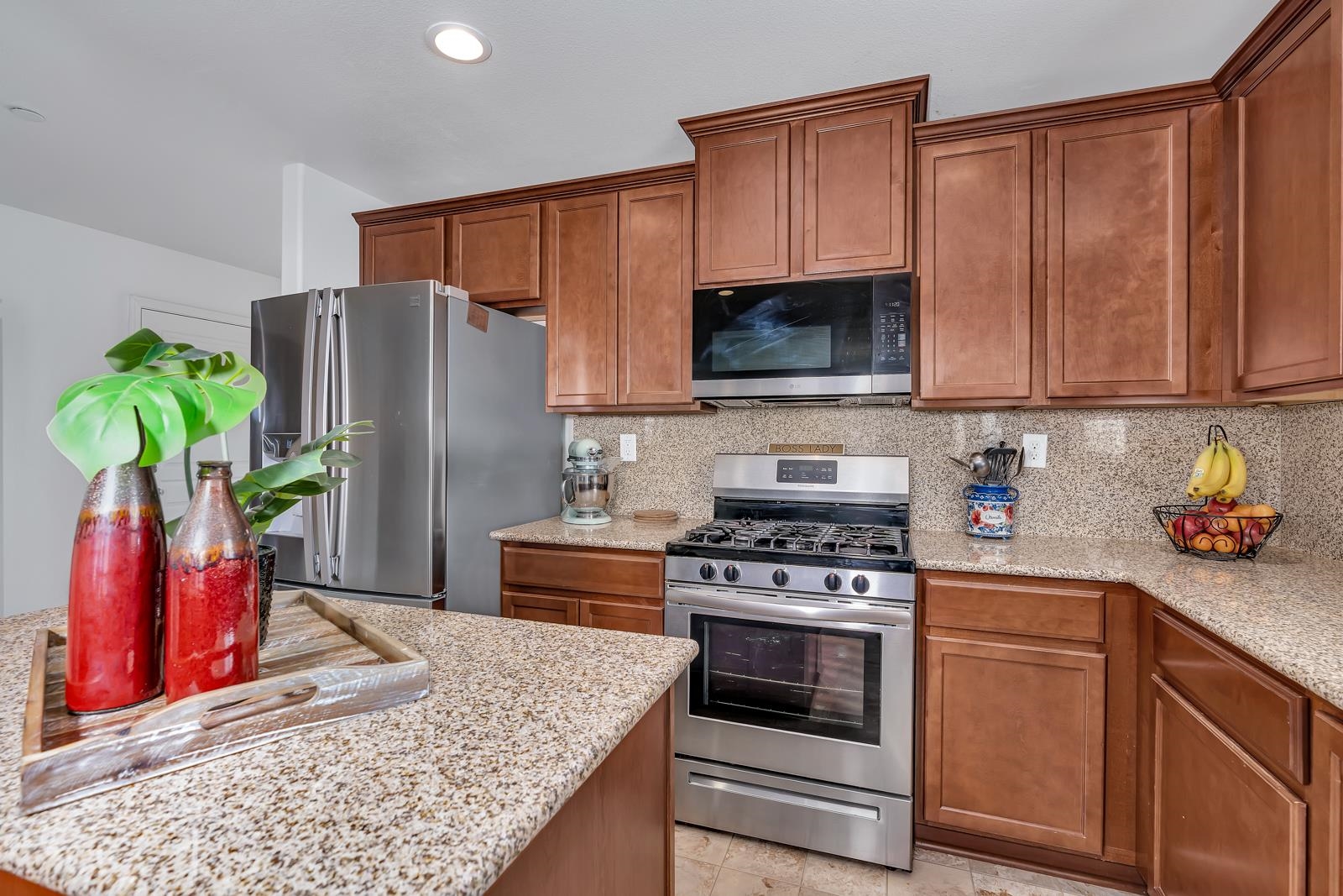 Detail Gallery Image 11 of 41 For 336 Solano St, Madera,  CA 93638 - 3 Beds | 2 Baths