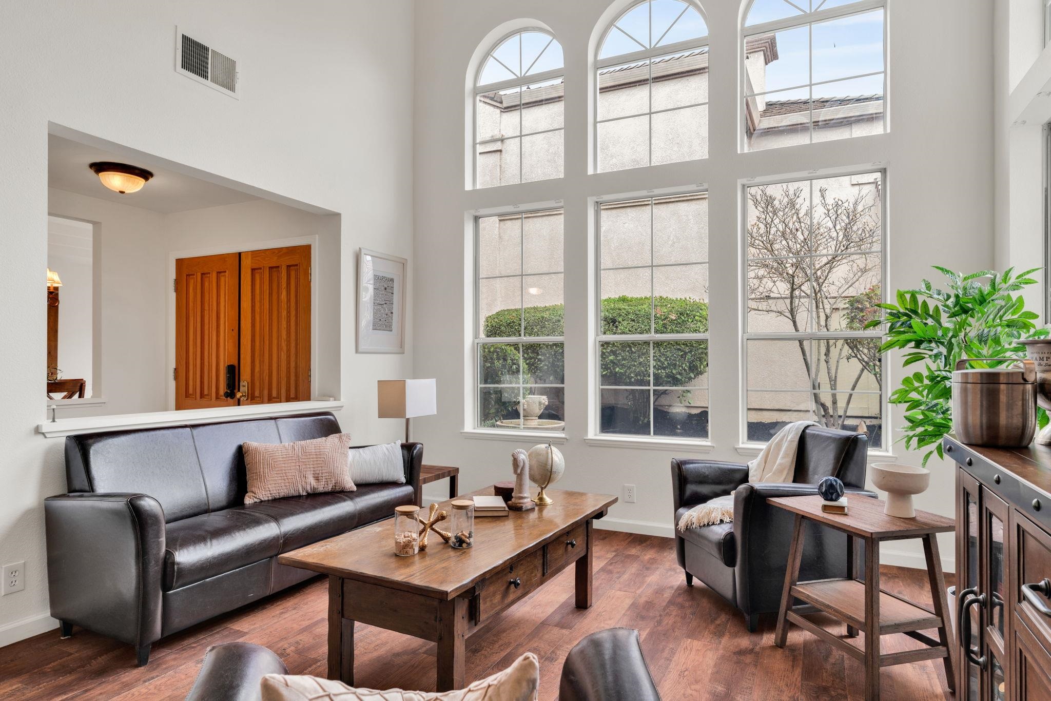 Detail Gallery Image 7 of 52 For 690 Glasgow Cir, Danville,  CA 94526 - 4 Beds | 2/1 Baths