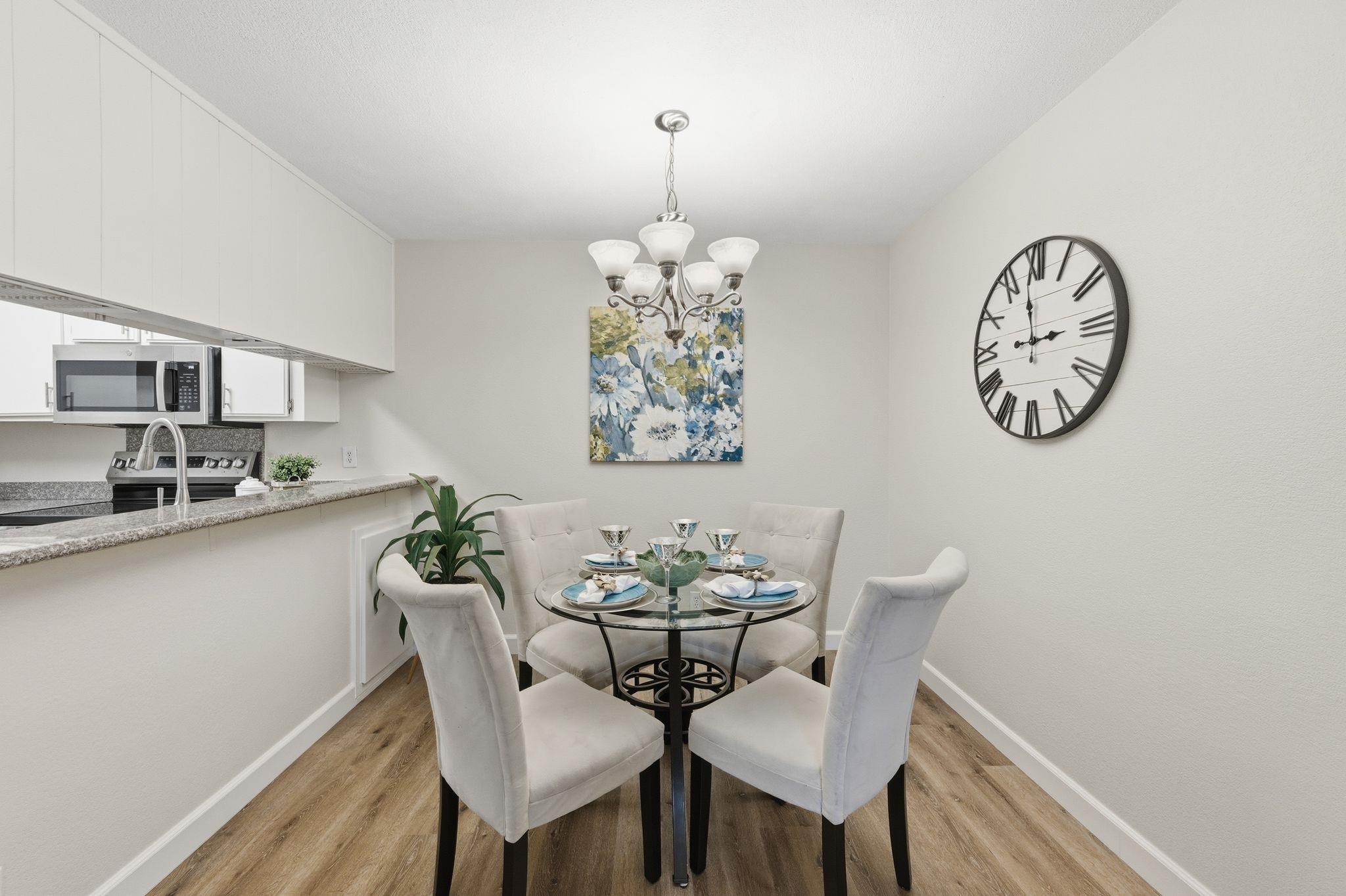 Photo #6: 41123669 Listing: Photo #6