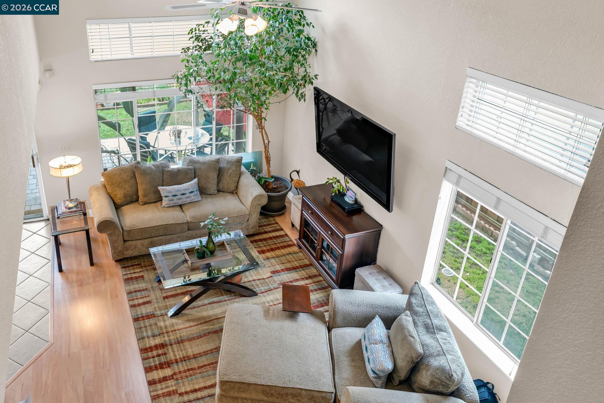 Detail Gallery Image 13 of 28 For 5473 Rainflower Dr, Livermore,  CA 94551 - 3 Beds | 2/1 Baths