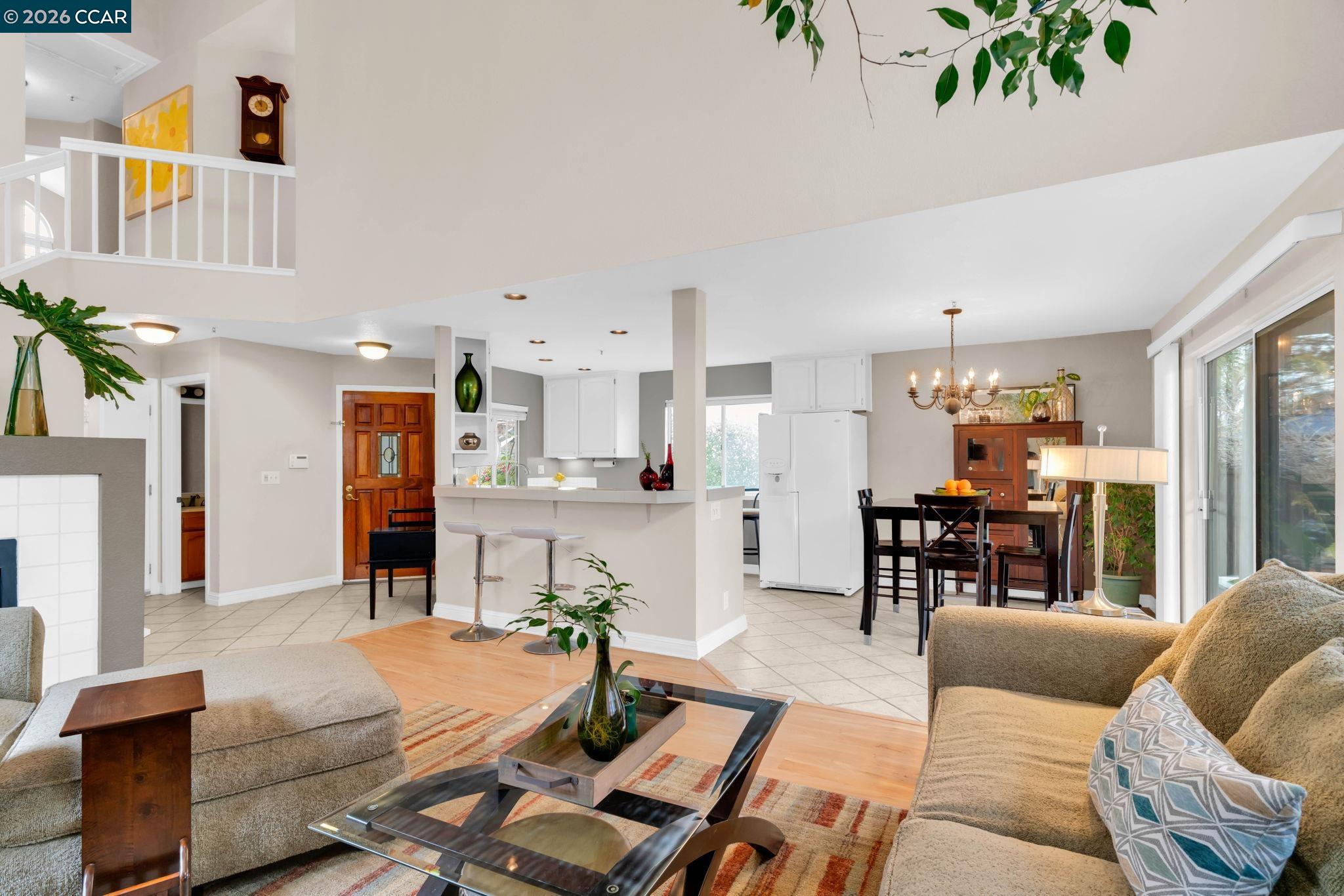 Detail Gallery Image 5 of 28 For 5473 Rainflower Dr, Livermore,  CA 94551 - 3 Beds | 2/1 Baths