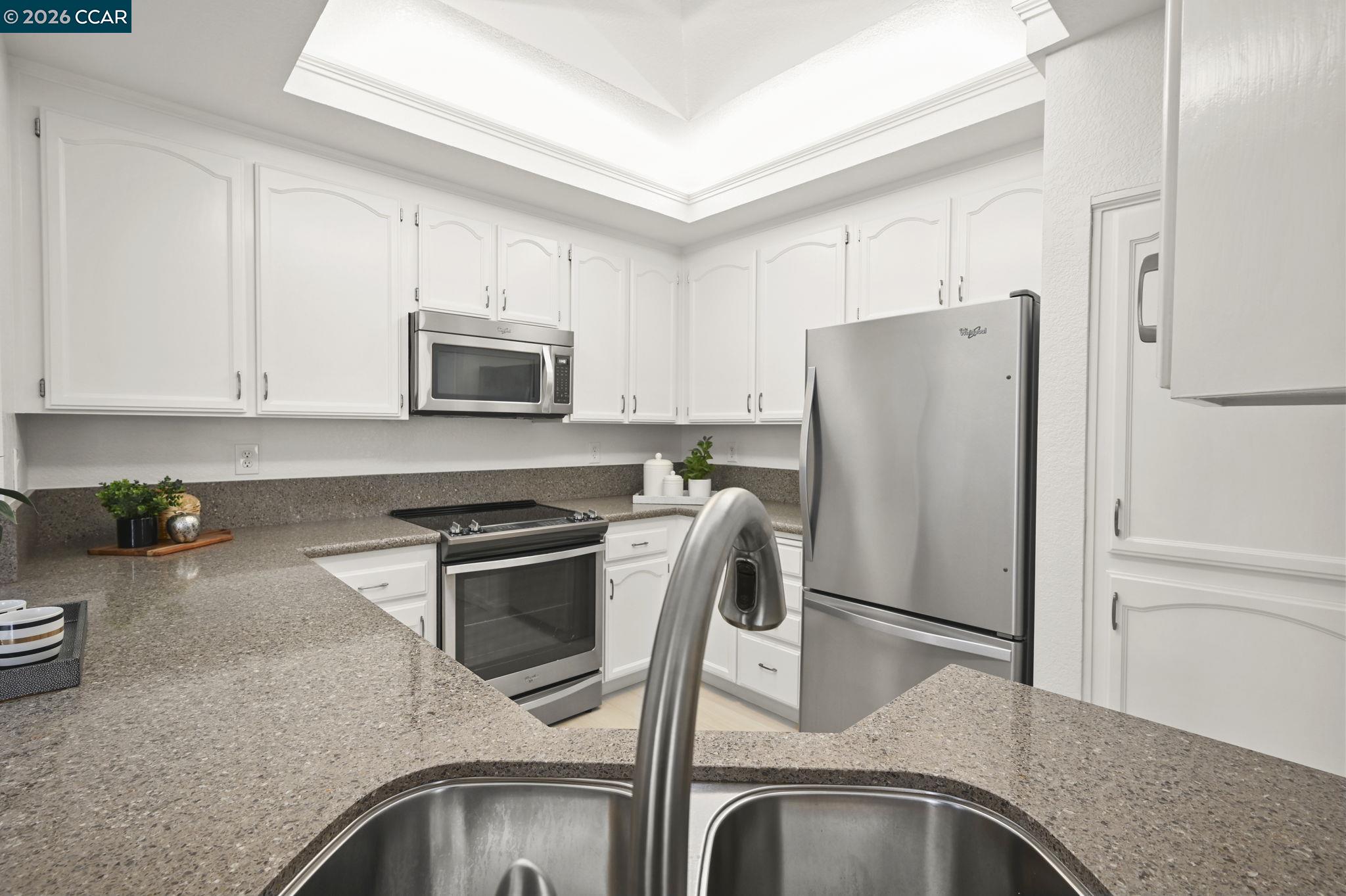 Photo #12: 41123672 Listing: Photo #12