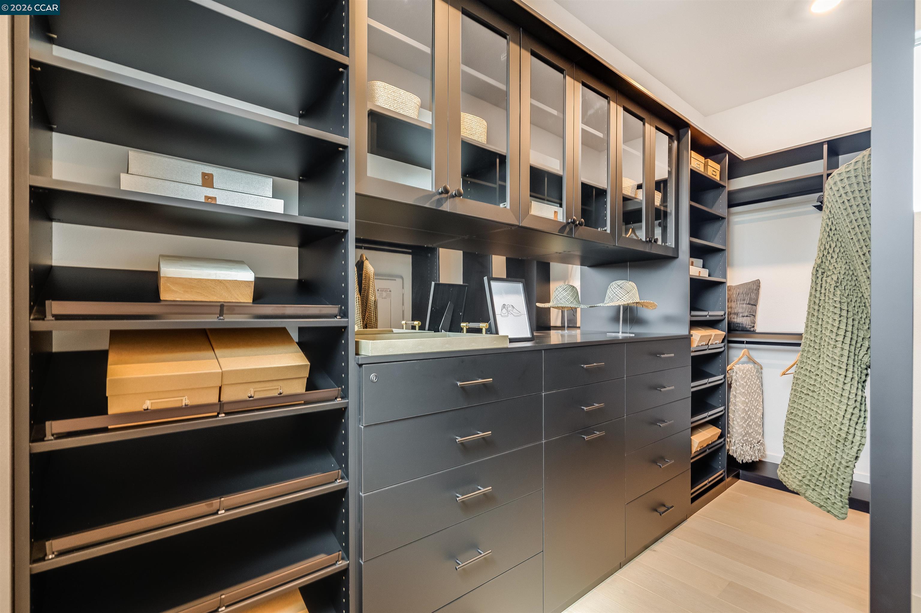 Detail Gallery Image 12 of 29 For 1102 Althea Terraces #1,  Sunnyvale,  CA 94086 - 4 Beds | 3/1 Baths