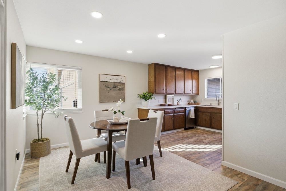 Detail Gallery Image 12 of 55 For 5251 Peony Dr, Livermore,  CA 94551 - 2 Beds | 2 Baths